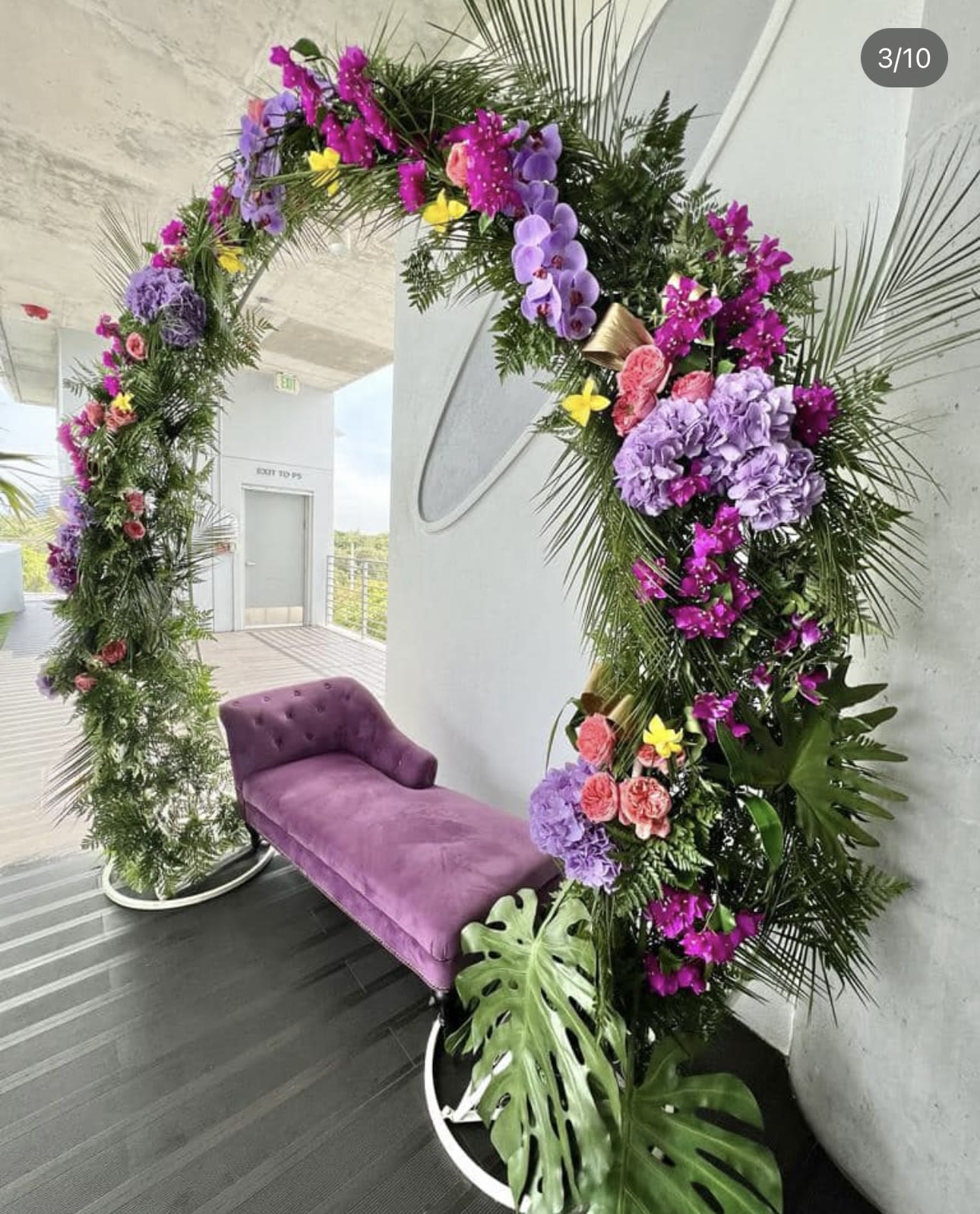 EVENT Set 2 - Make your event unforgettable with our floral decorations  We create unique atmospheres with natural, elegant, and vibrant flowers. Each design is crafted to reflect your style and make your celebration shine.   -WED ARCH&nbsp; OR PHOTO MOMENT + 6 LOW &amp; HIGH CENTERPIECES $3.700.  -WED ARCH OR PHOTO MOMENT + 8 LOW &amp; HIGH CENTERPIECES $4.200.  -WED ARCH OR PHOTO MOMENT + 10 LOW &amp; HIGH CENTERPIECES $4.700.  -WED ARCH&nbsp; OT PHOTO MOMENT+ 15 LOW &amp; HIGH CENTERPIECES $5.200.
