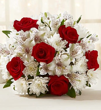 Bouquet of red roses and white flowers