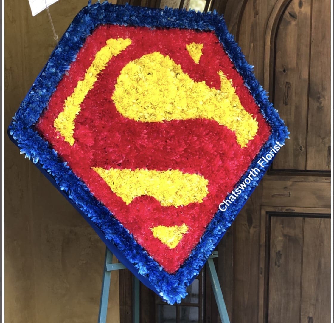 SUPERMAN TRIBUTE  FLORAL *2 DAY NOTICE - FOR THE SUPERMAN LOVER STANDING EASEL TRIBUTE SPRAY 5 FOOT EASEL  2 DAY NOTICE REQUIRED