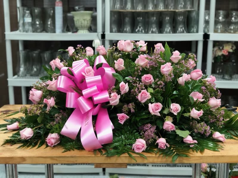 Pink roses - Pinks roses and wax flowers