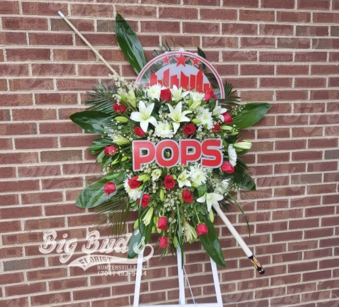 You Will Always Be My Forever Star  - Bring memorable moments into a custom funeral spray. With this hand crafted acrylic sign as a great addition to any spray.  *72 Hour notice may be required 