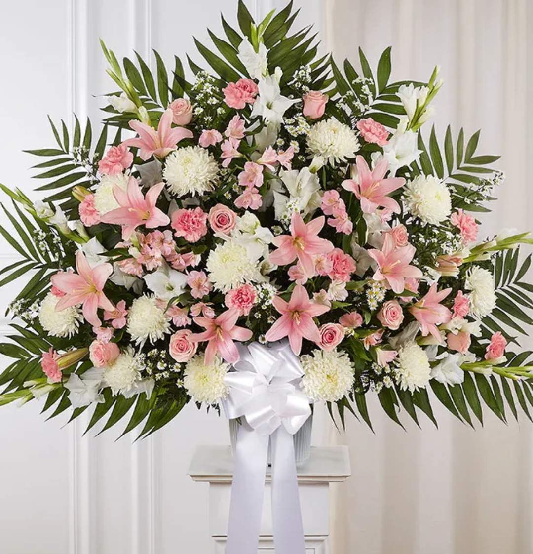 Pink and white standing basket  - Pink and white standing basket