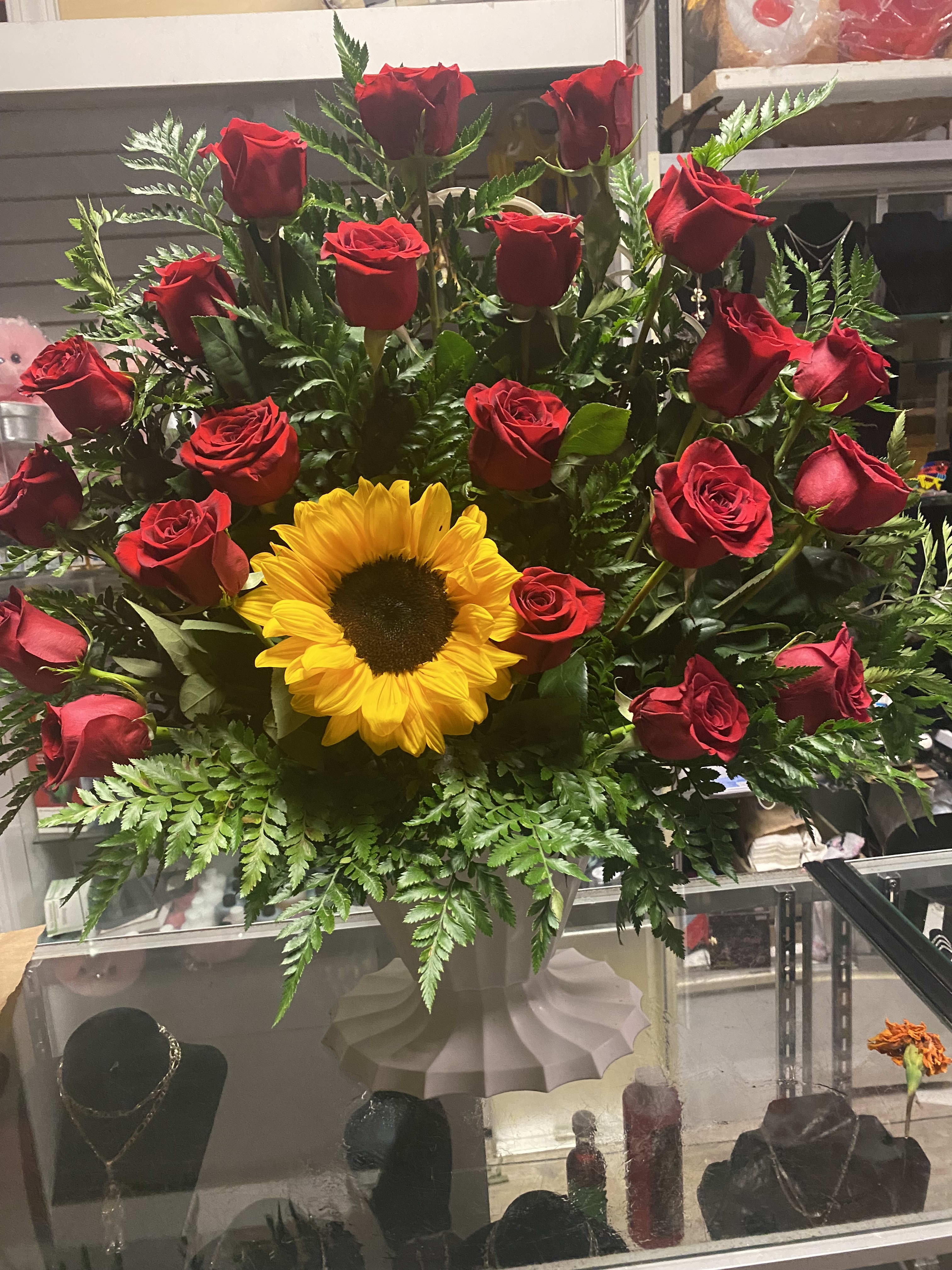 Roses and sunflower  - Beautiful red roses with a beautiful sunflower