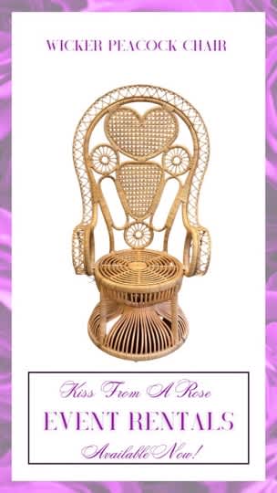 Wicker peacock chair with a heart-shaped backrest