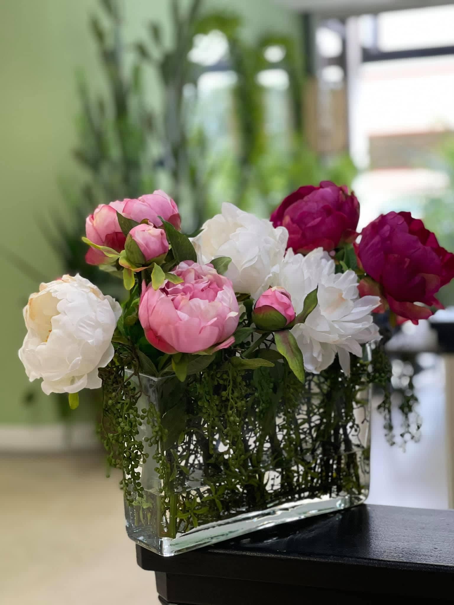Mom’s Peonies  - Great quality artificial peonies in a nice rectangular clear vase with water effect 