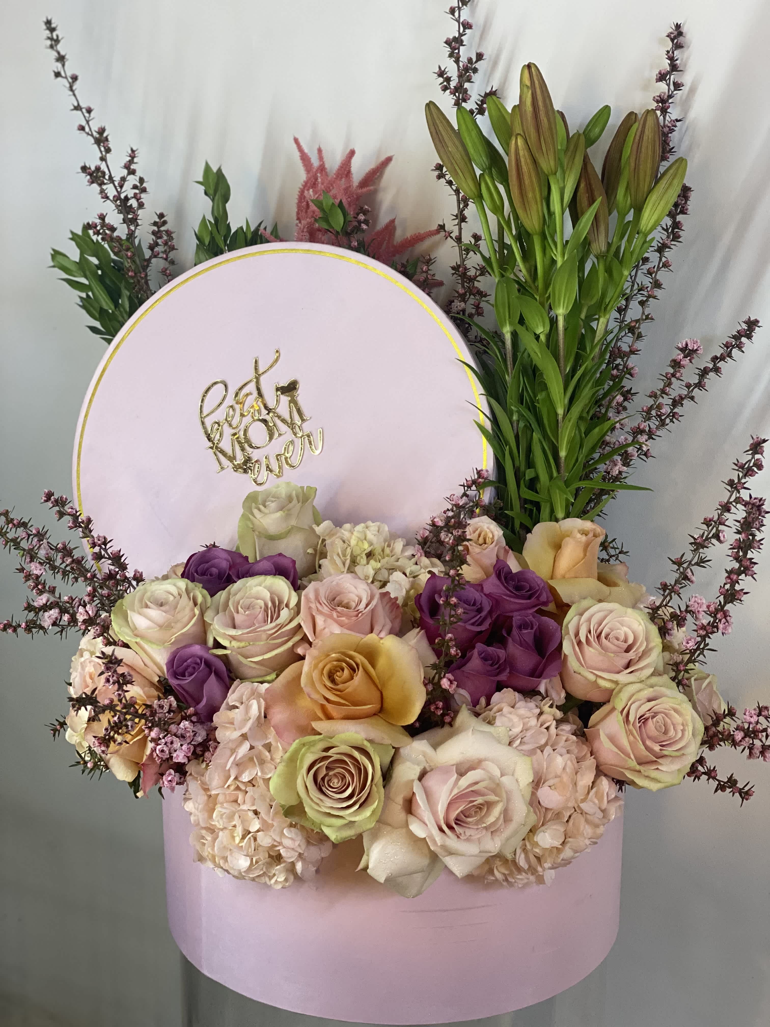 Best Mom Ever - Large round  Pink box beautifully designed, just for mom using neutral yet strong lavenders and pinks. 