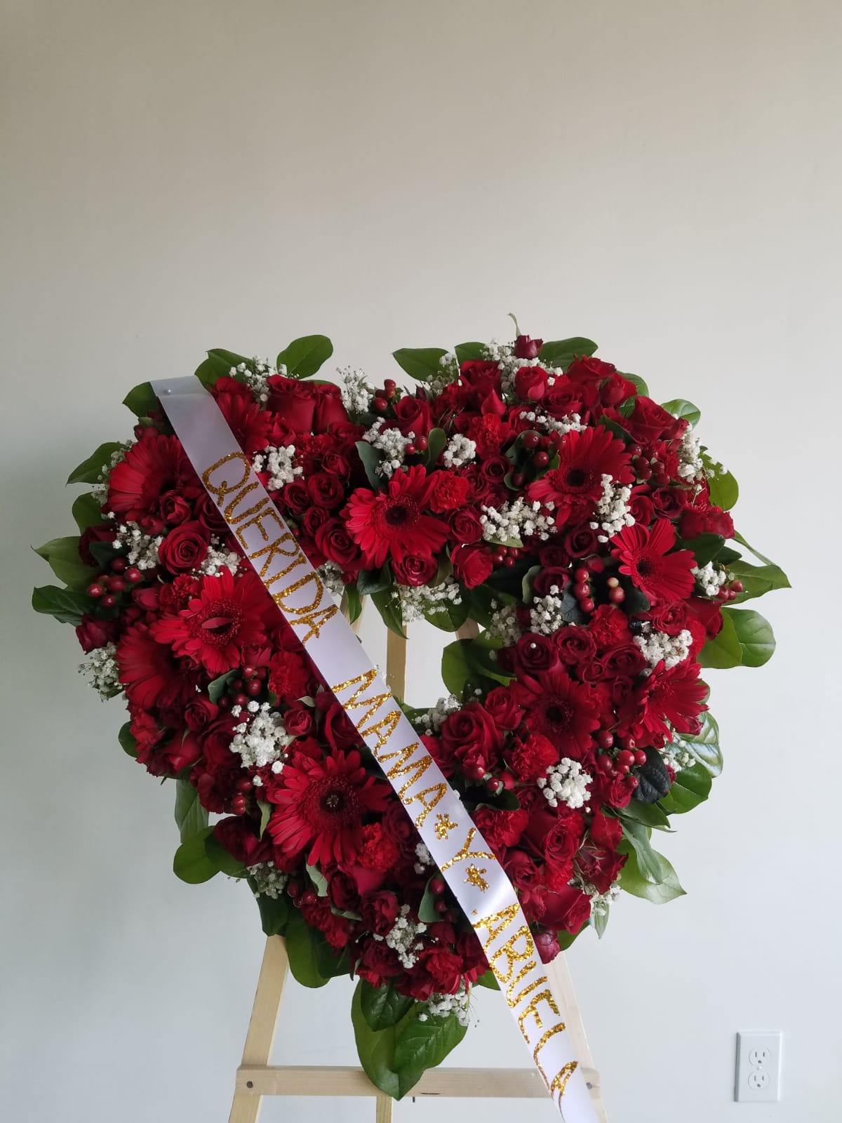 All Red Spirit  - Heart in red  color designs for funeral 