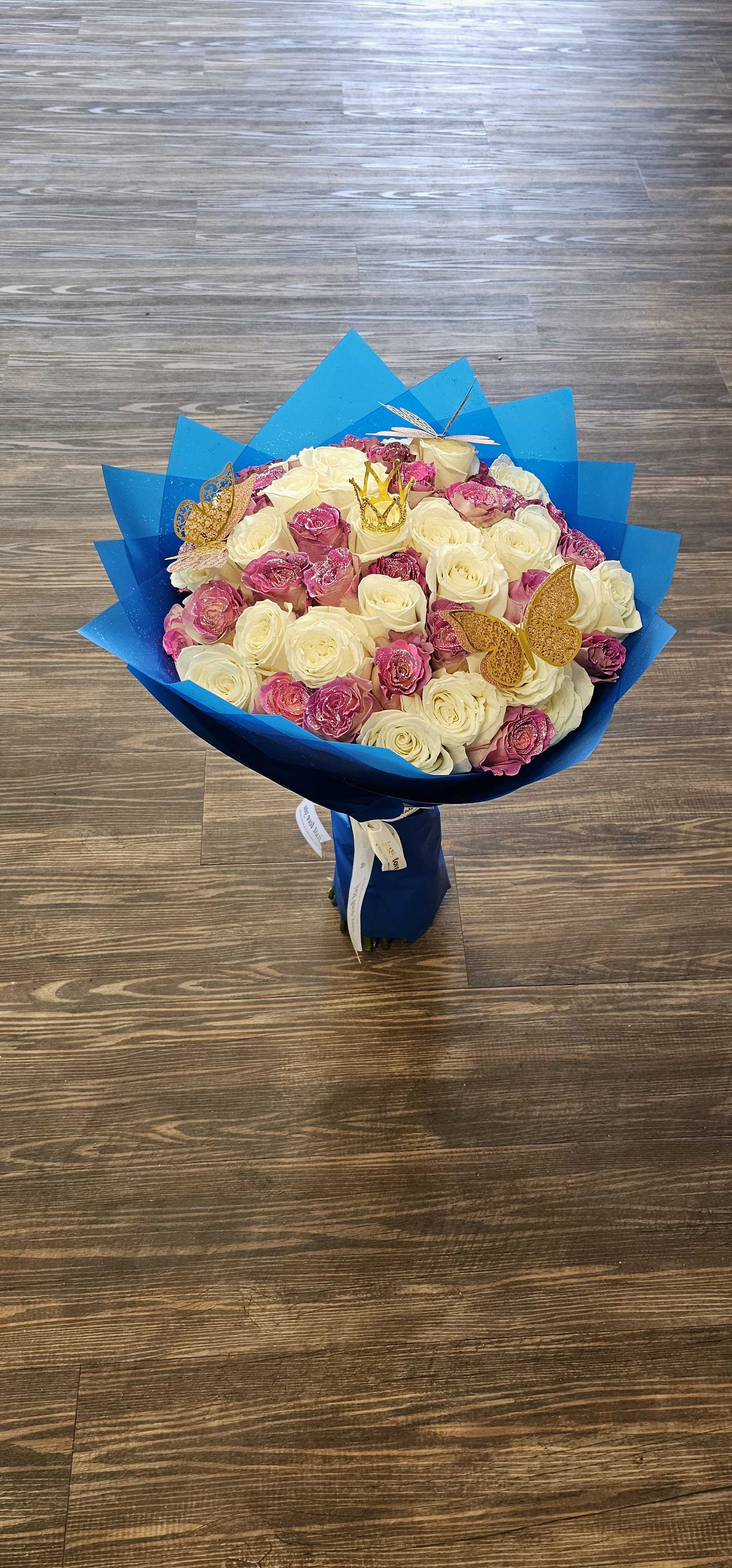 Amarily's Bouquet  - White and Pink bright bouquet was designed to make a great day and beautiful smile and they face