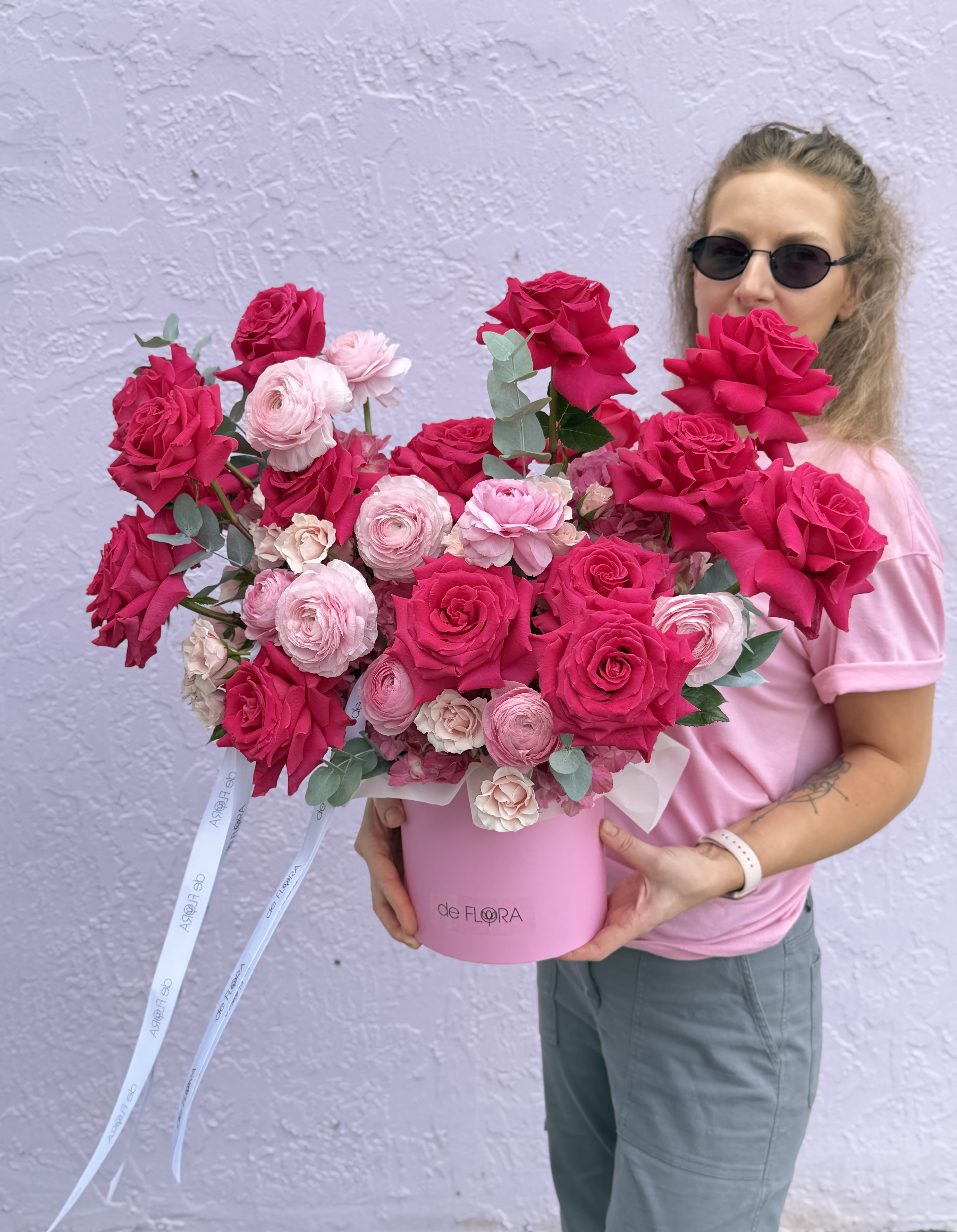 Large pink and hot pink rose bouquet in a pink hat box