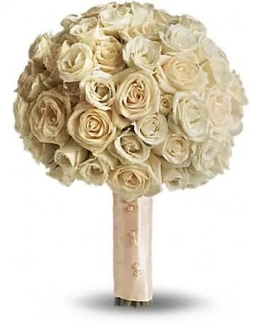 Cream rose bouquet with a wrapped handle