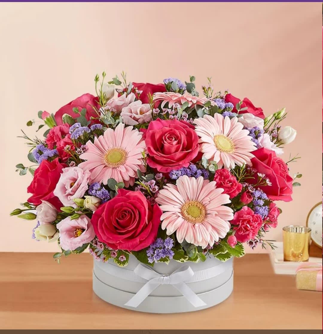 Pink perfection box - Roses,gerbera  ,carnations 