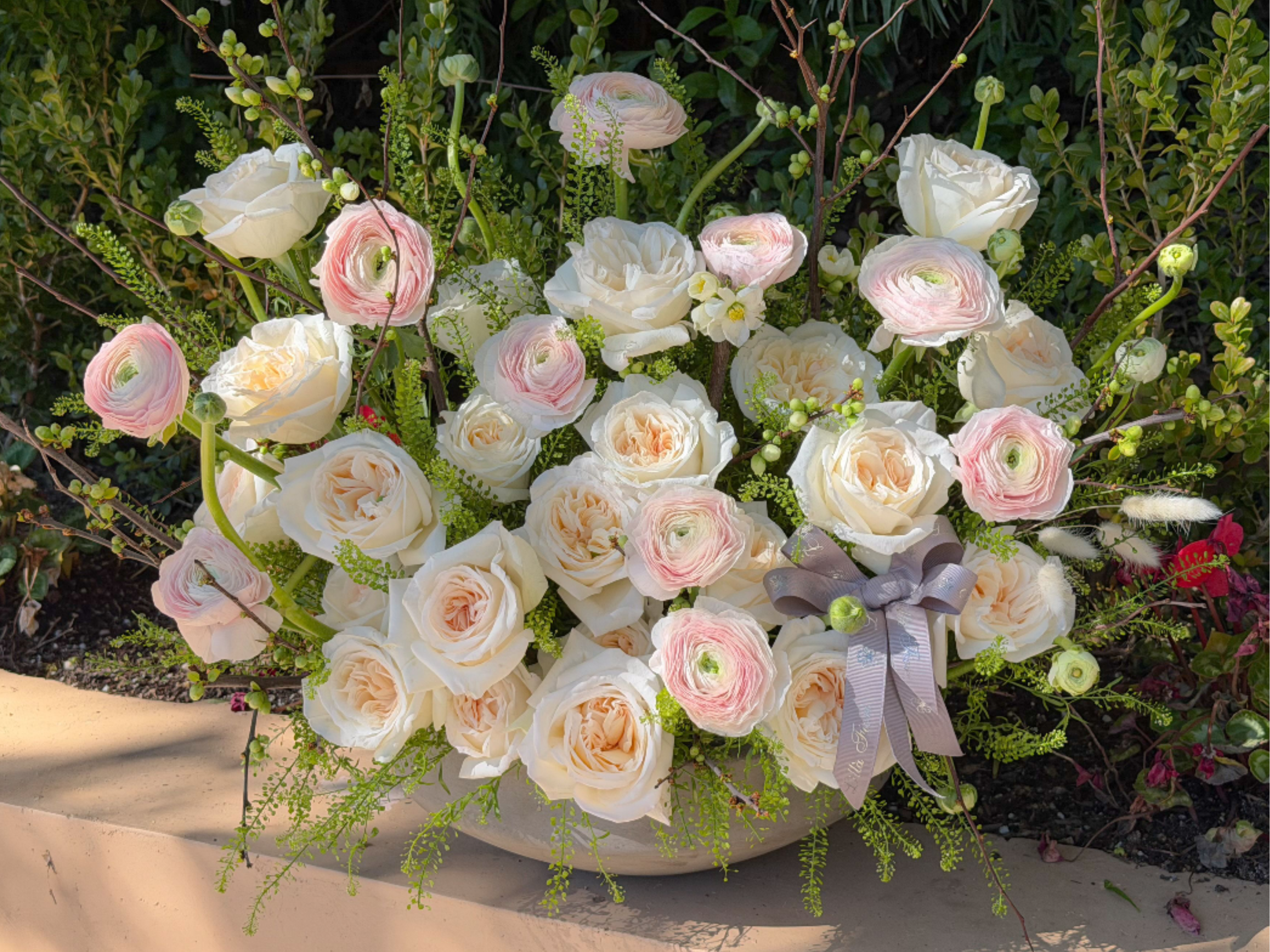 Soft Blush Garden - Fresh cut flowers