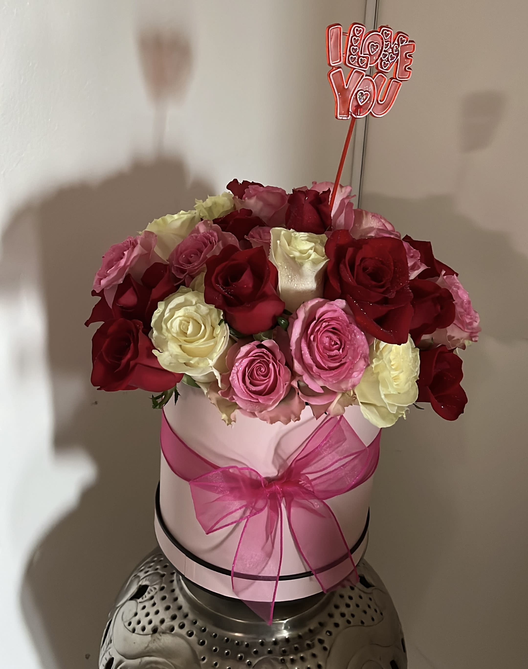 box  flowers  - flowers tricolors. box pink.