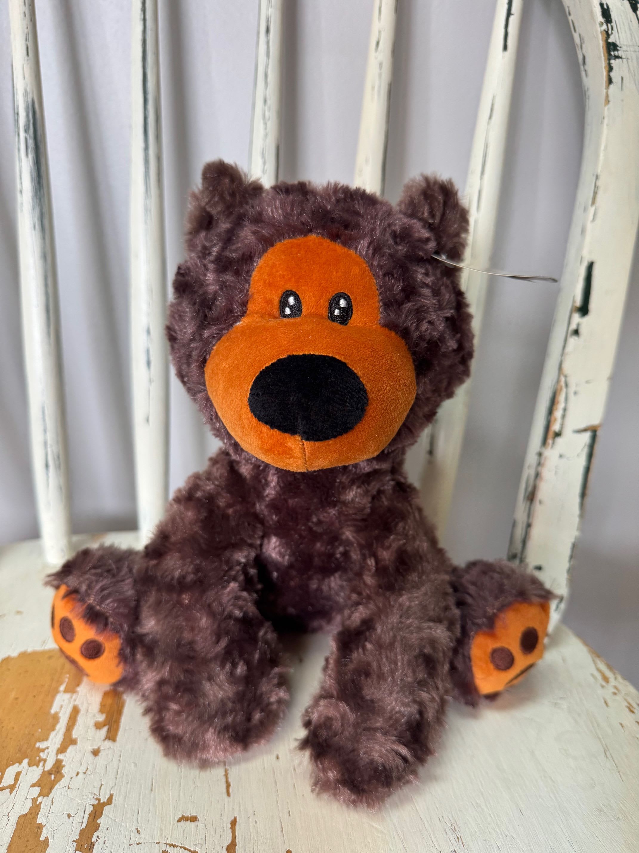 9" Cozy Brown Bear - Who can resist this adorable 9" brown bear? Such a kind and friendly face. A perfect add on to make your gift extra special. 