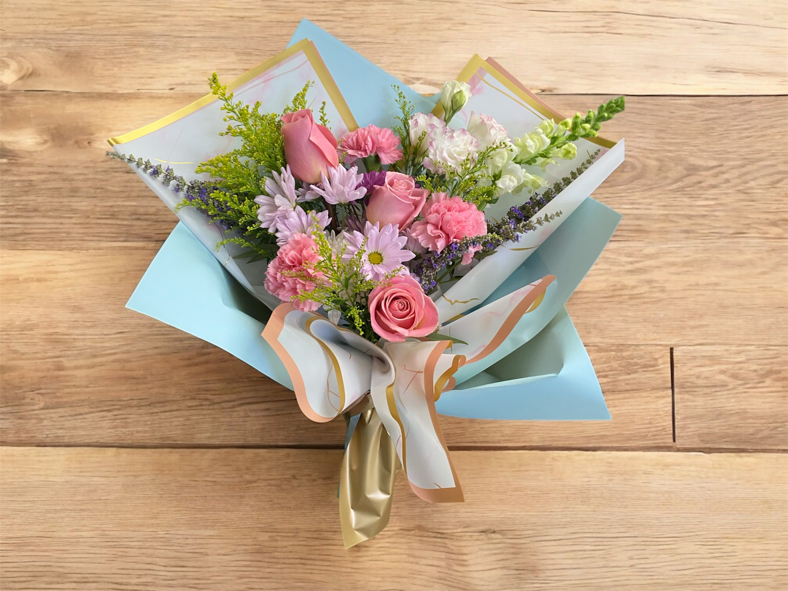 Premium Pink Roses bouquet (wrapped with pastel blue floral paper) - Premium Pink Roses bouquet (wrapped with pastel blue floral paper)