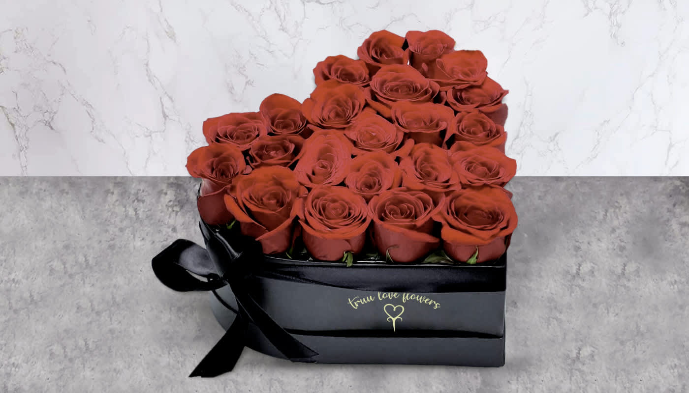 Heart Black Red Roses - 30- 35 Red Roses 