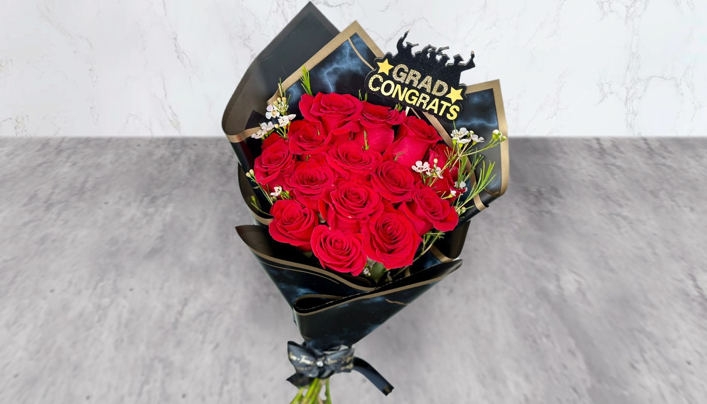 Ramillete Prom  - 15 Red Roses 