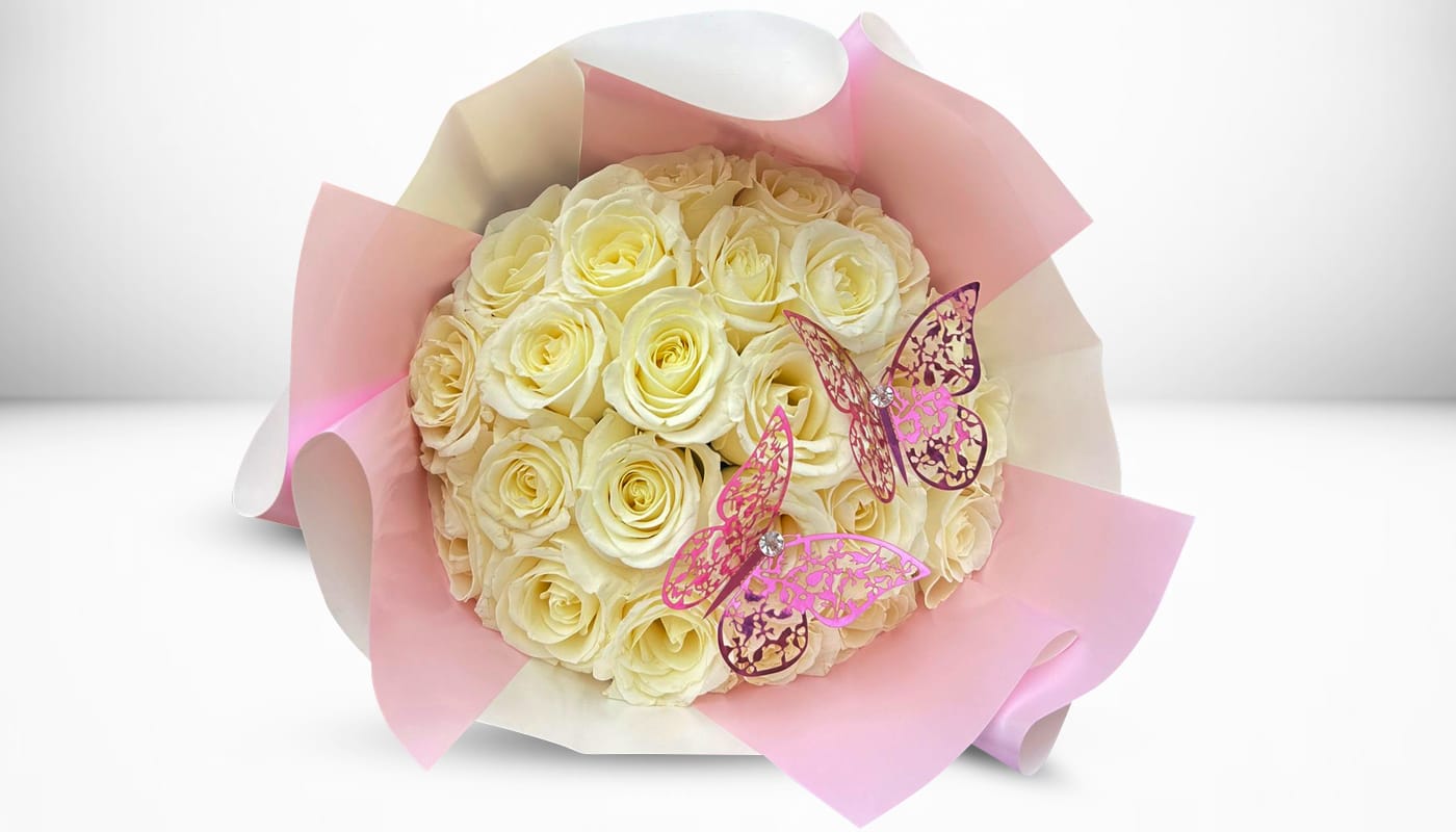 20 White Roses Sweet Pink  - 20 White Roses  &amp; Butterfly pink 