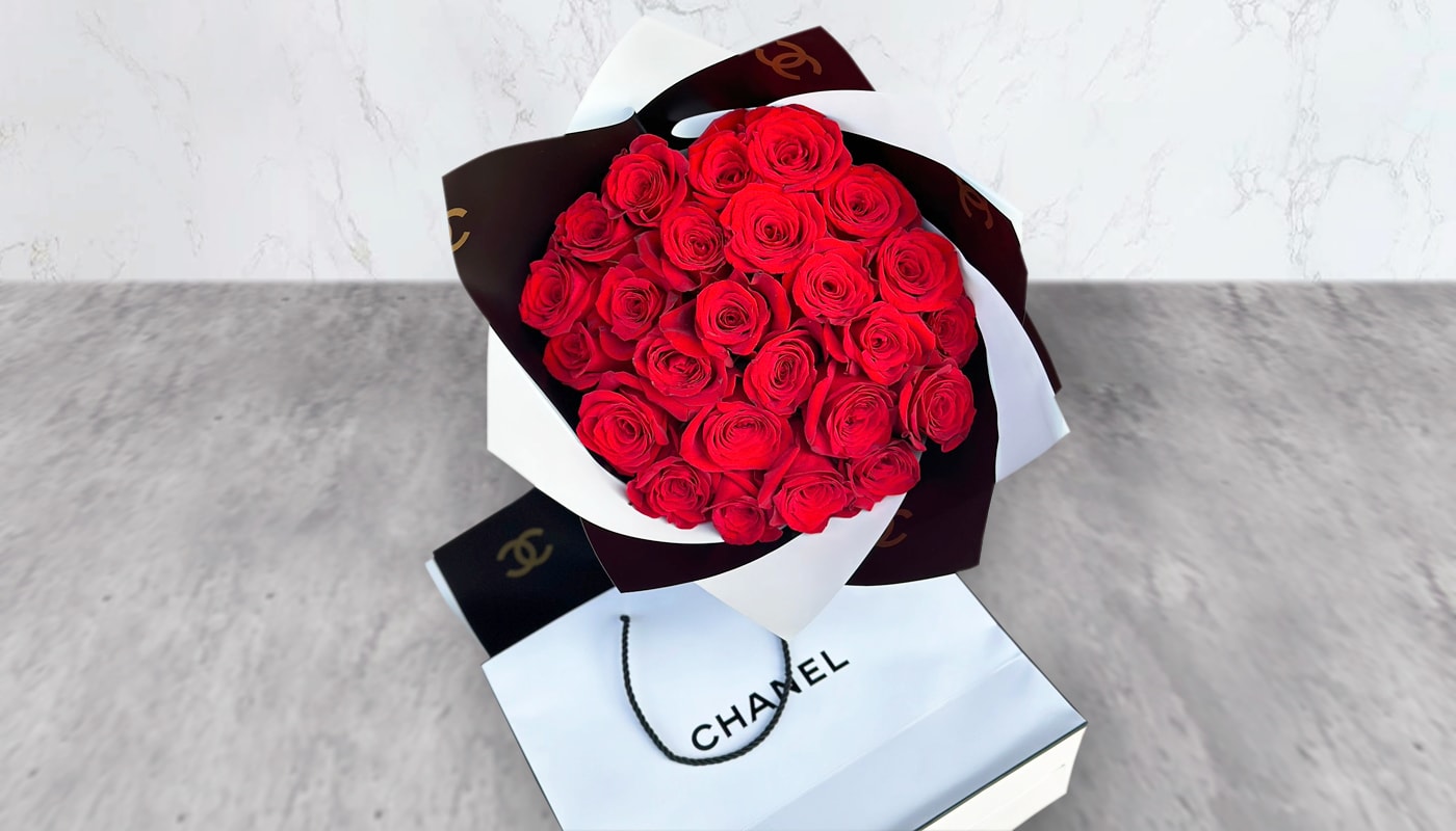 Chanel Red Roses  - 25  Red Roses standars  50 Red Roses Deluxe  75 Red Roses Premium 