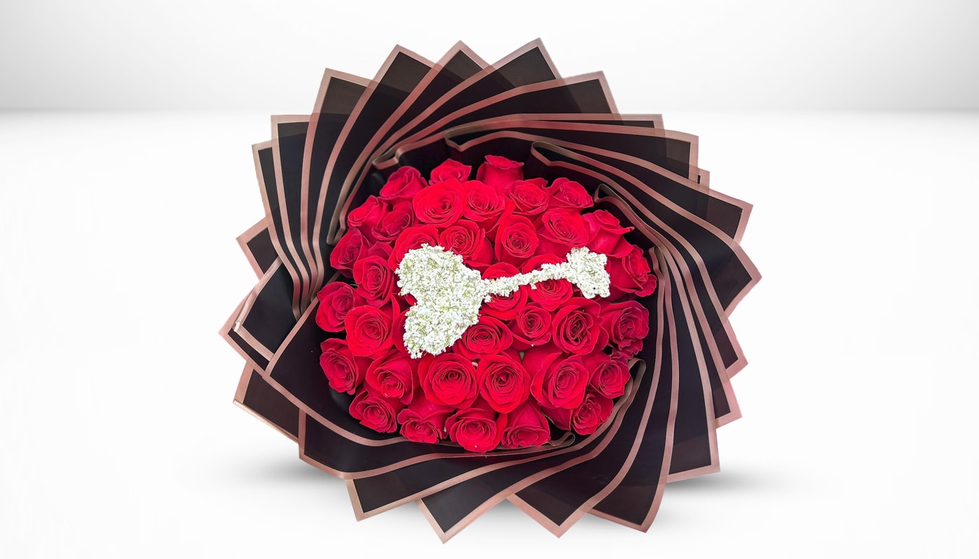Keys Heart Red Bouquet - 50 Red Roses 