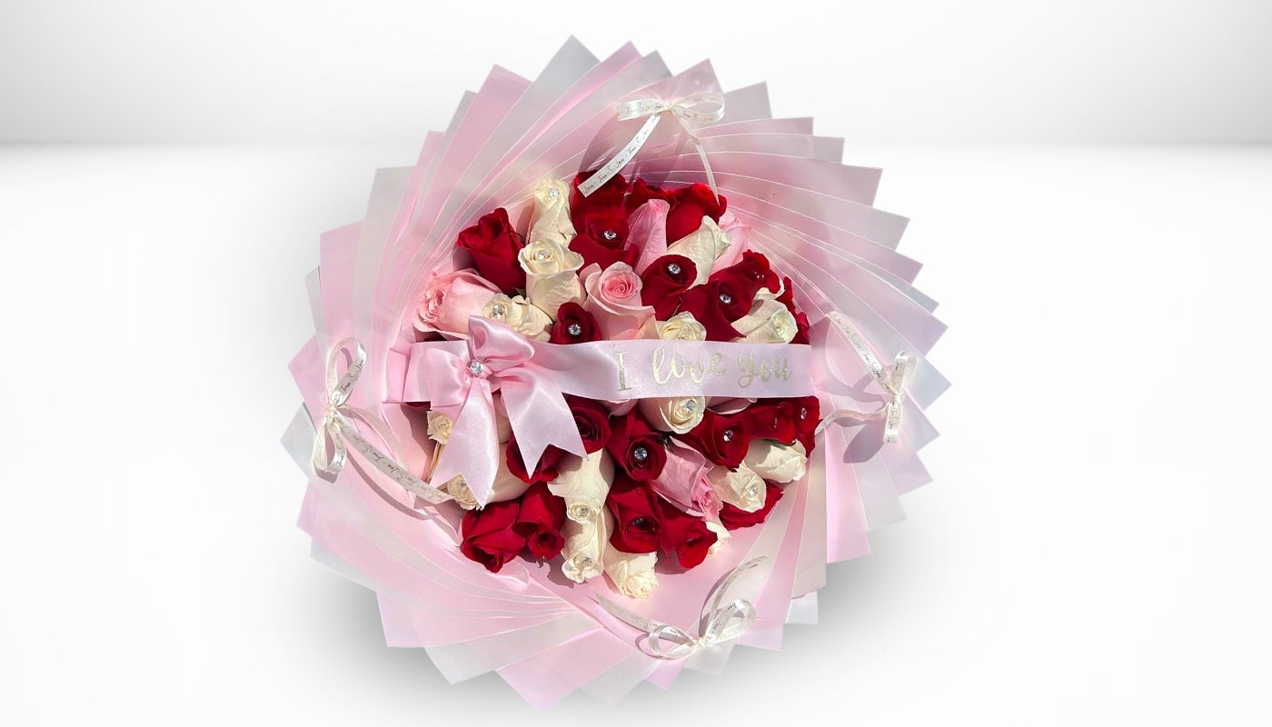 Color Roses &amp; Pink Roses. I love Diamond  - 25 Red Roses Standard  50 Red Roses Deluxe  75 Red Roses Premium 