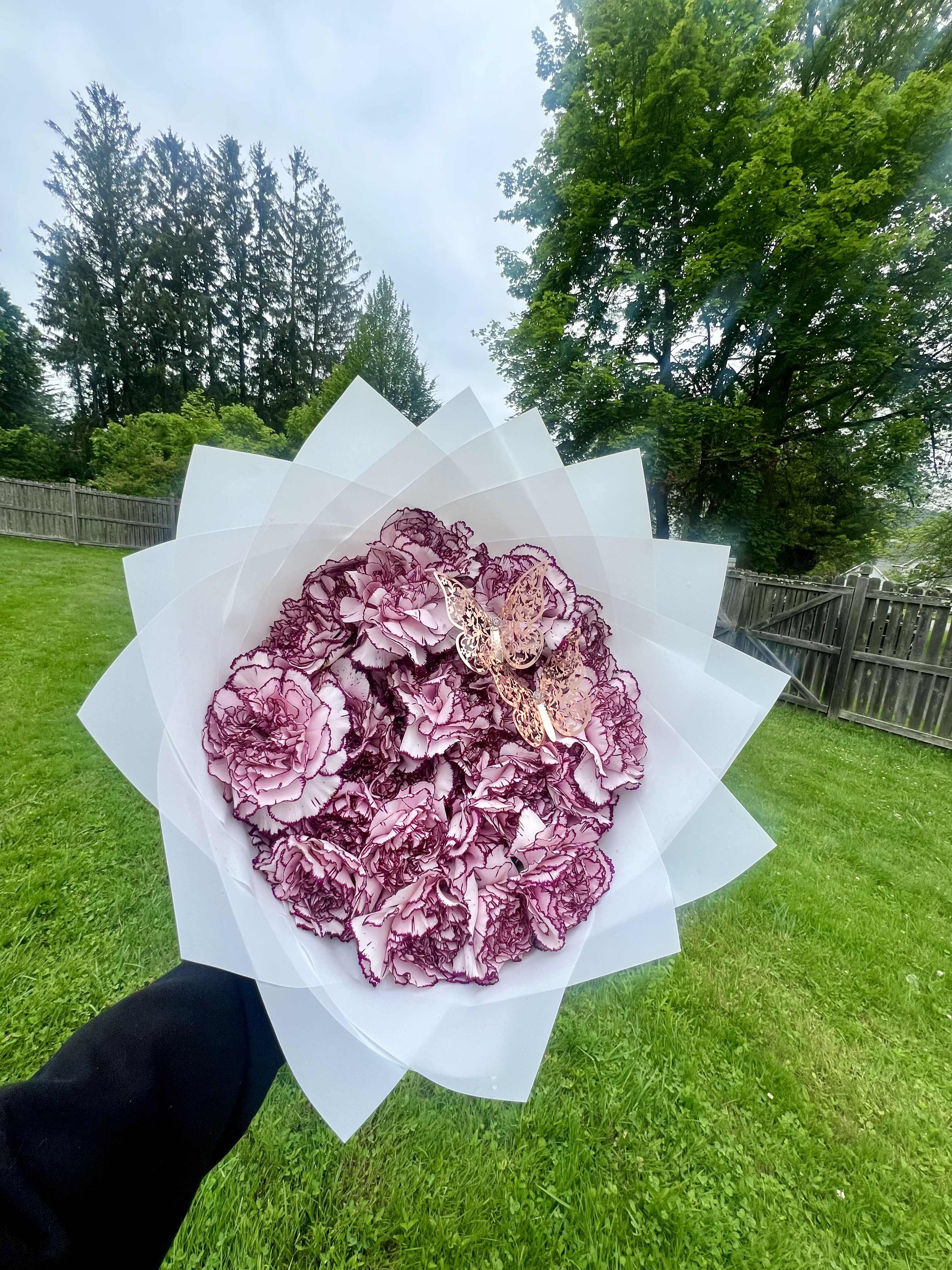25 Count Carnation Ramos - colors and flowers vary, along with accessories  for your special day, up to 100 stems, based on size