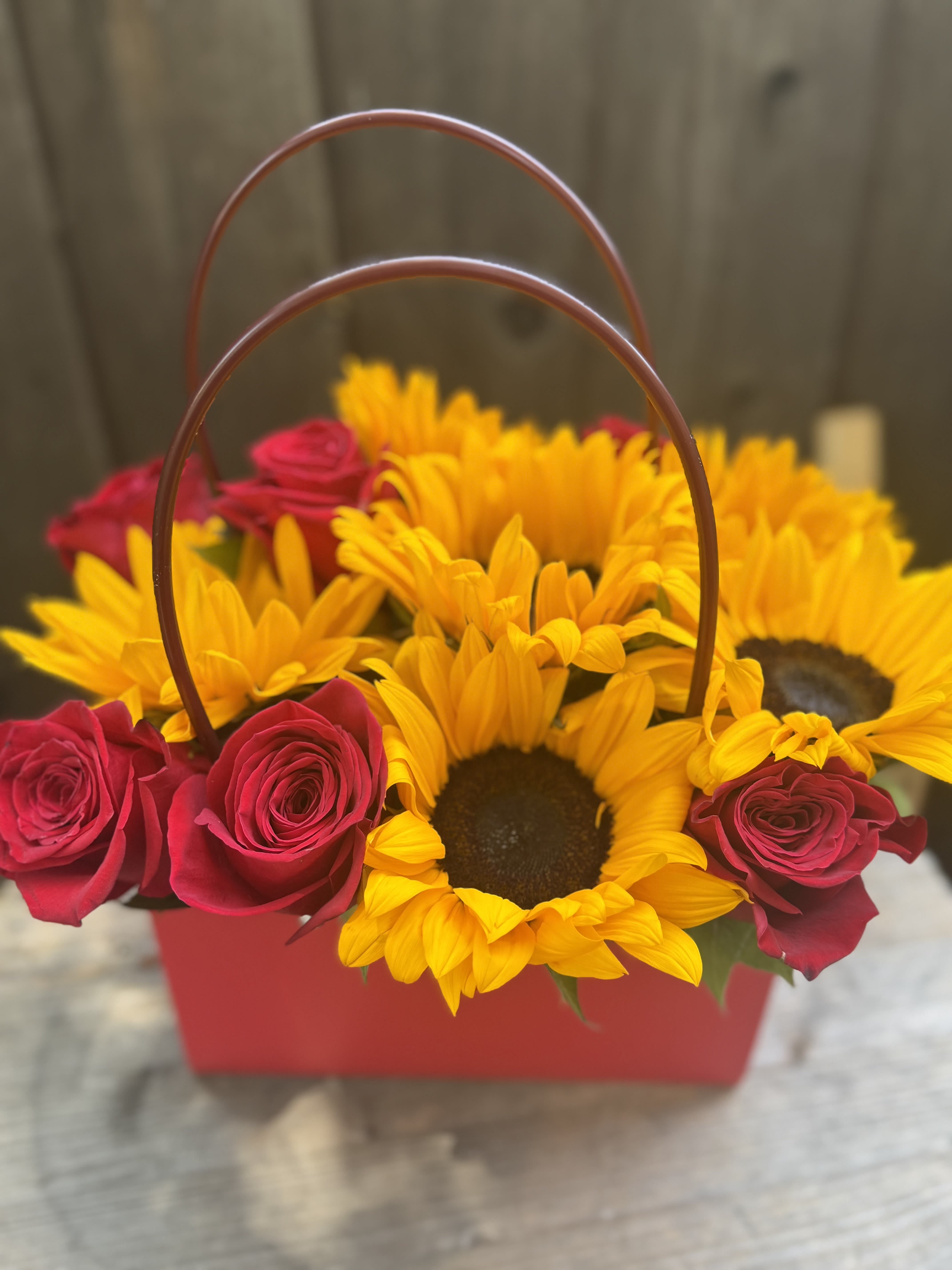 Handbag - Roses red and girasoles 