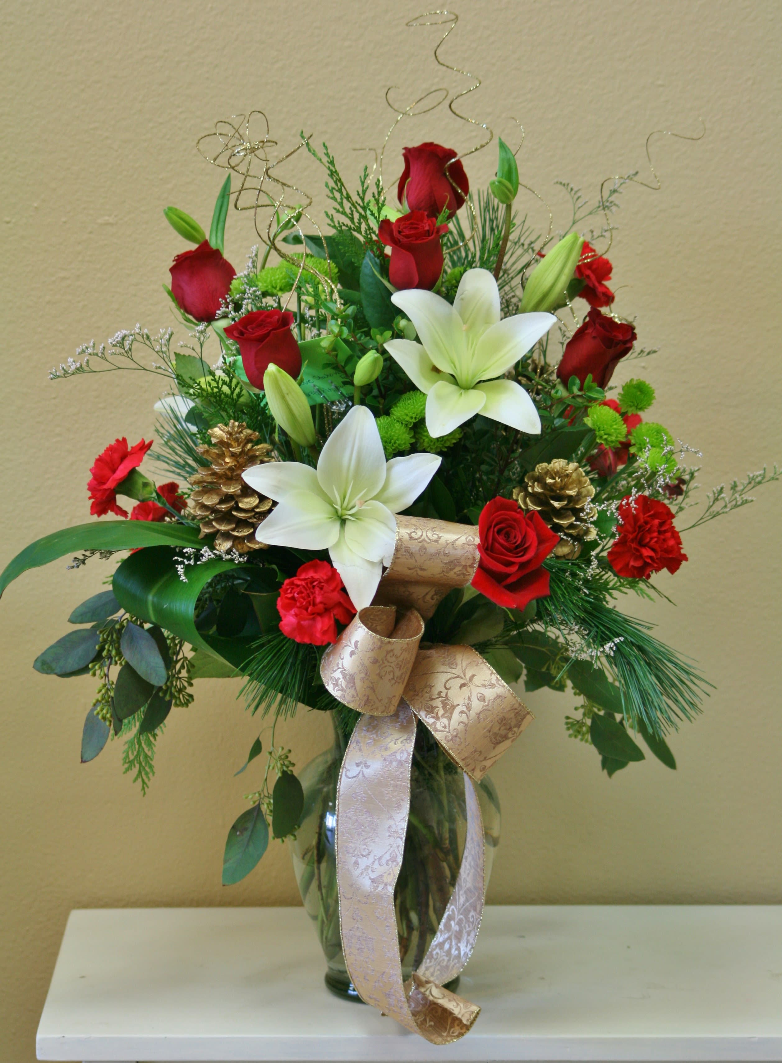 best christmas floral arrangements
