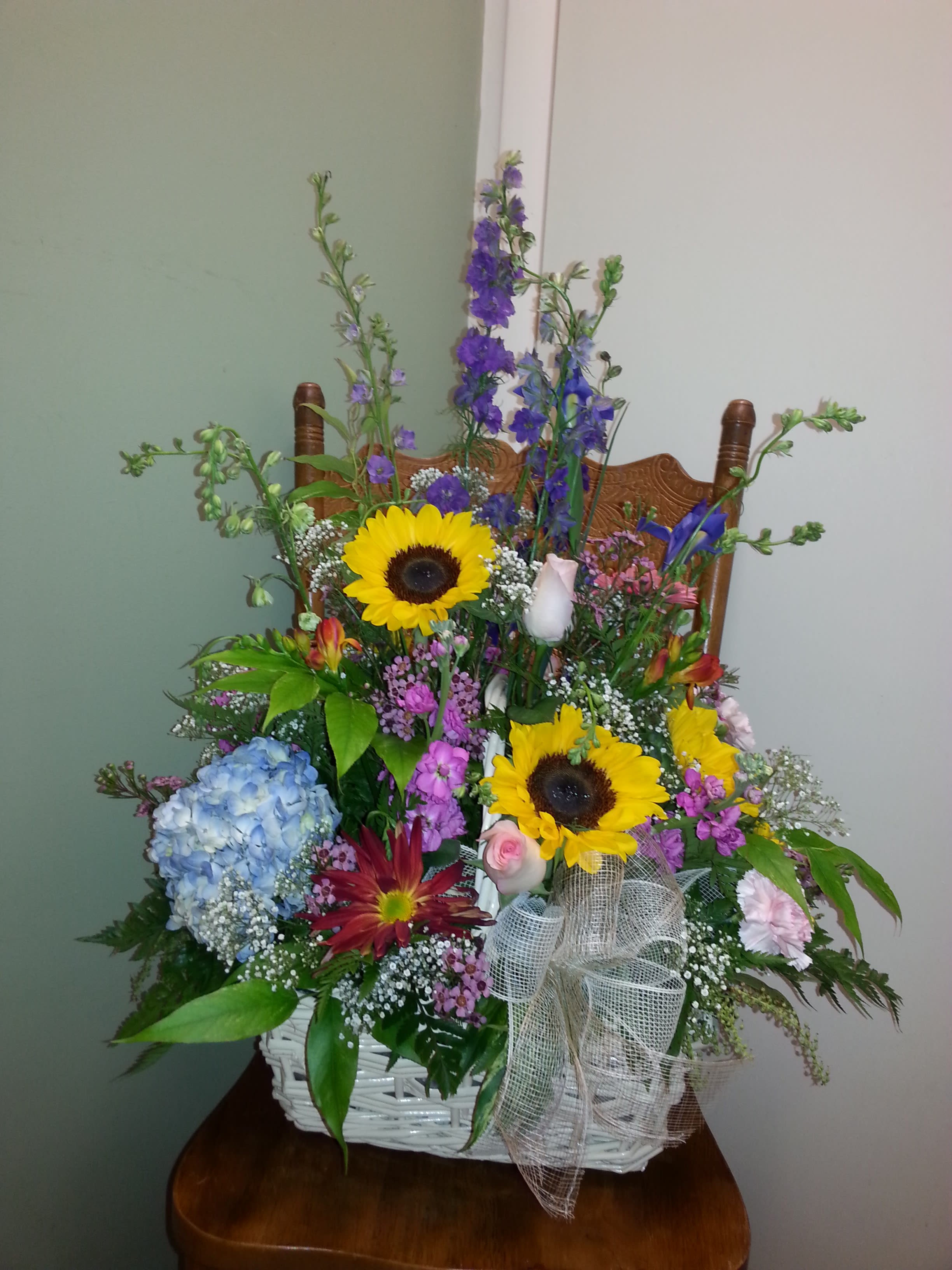 Garden Sunflower mix Basket in Sayville, NY Rambling Rose Florist