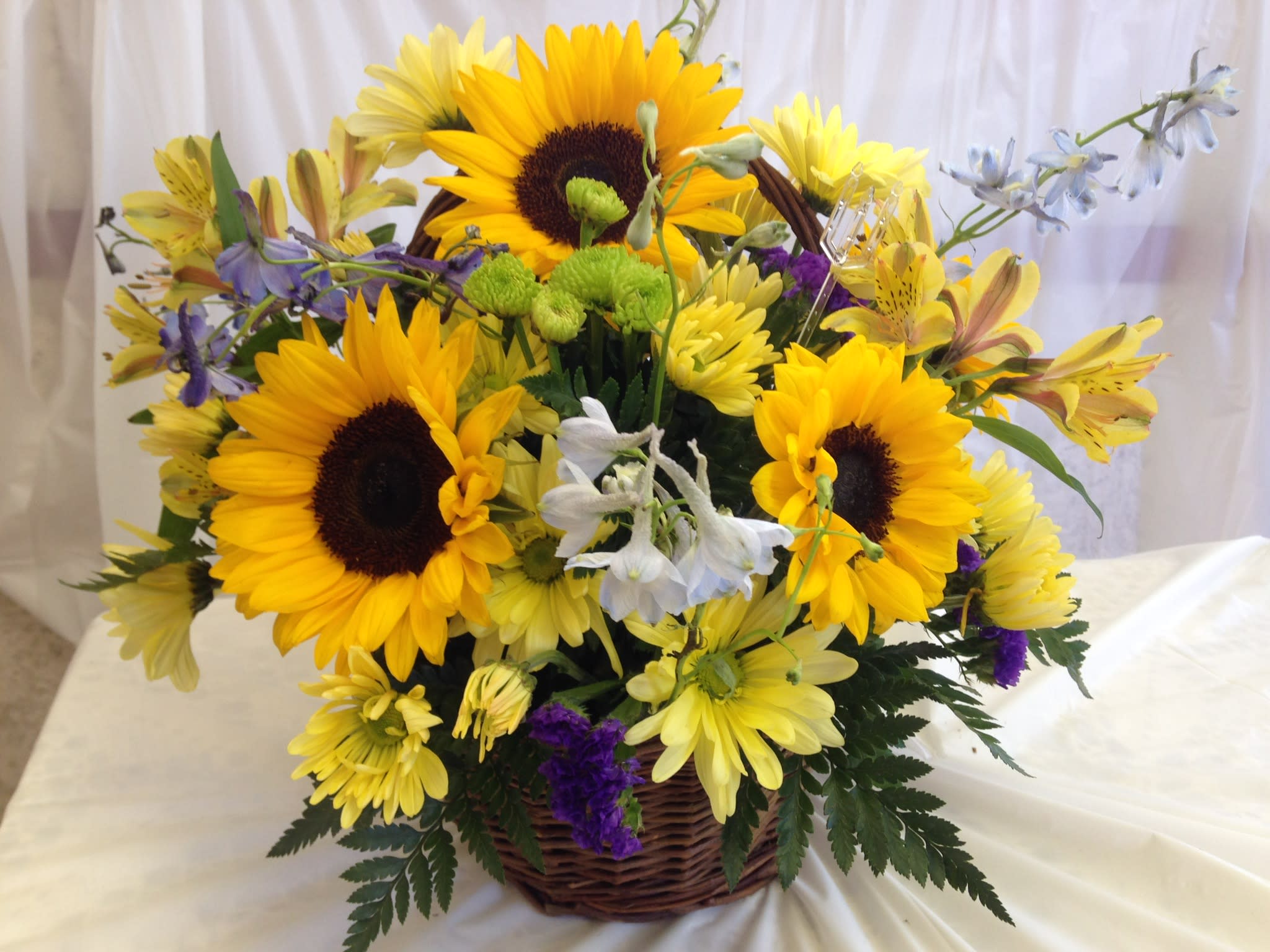 Basket Of Sunflowers And Other Bright Flowers In Bristol Pa Bristol Florists