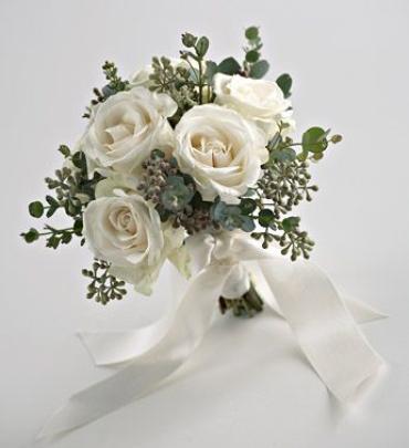 rose bridesmaid bouquet