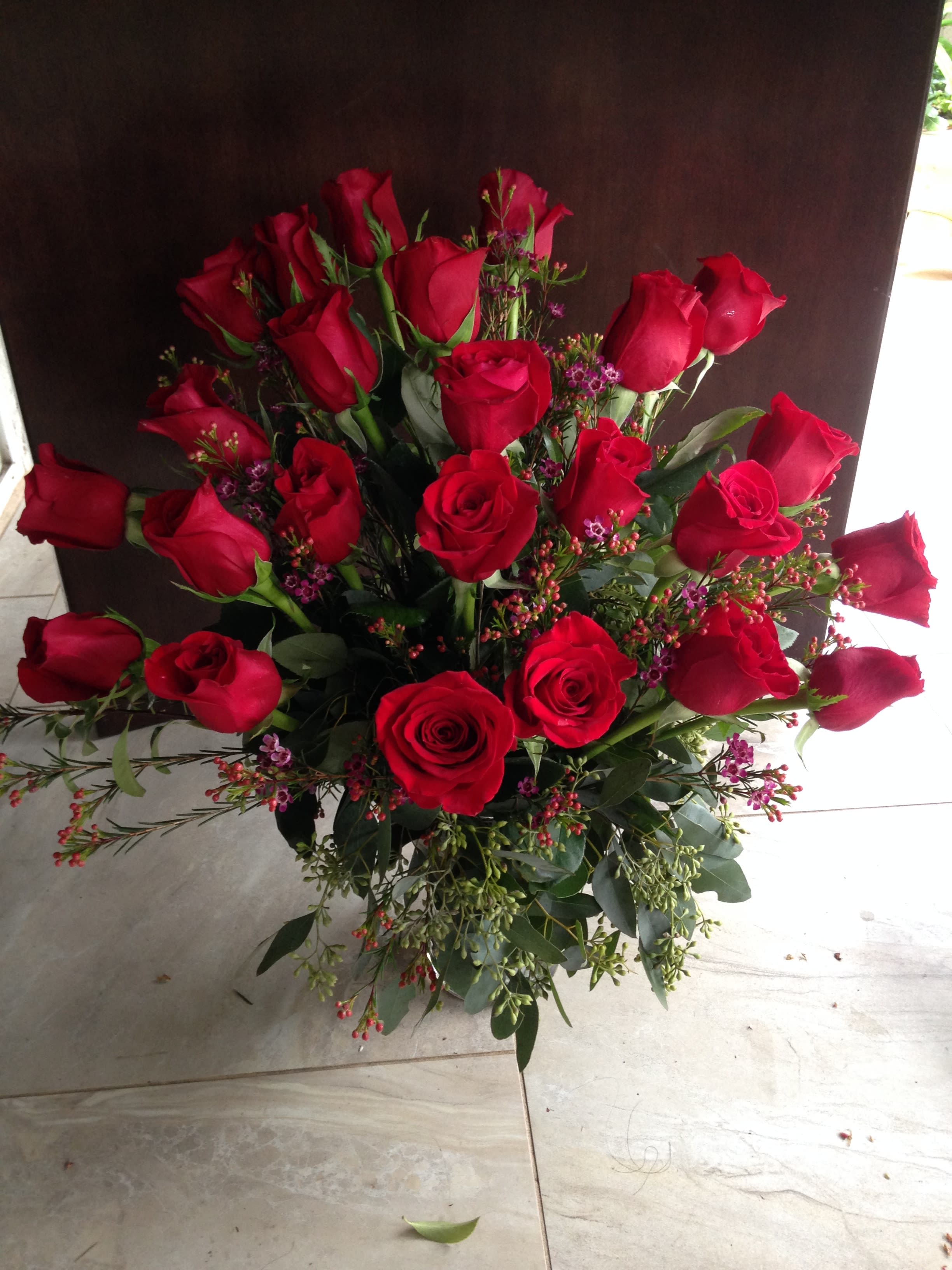 2 Dozen Roses By W L Designs