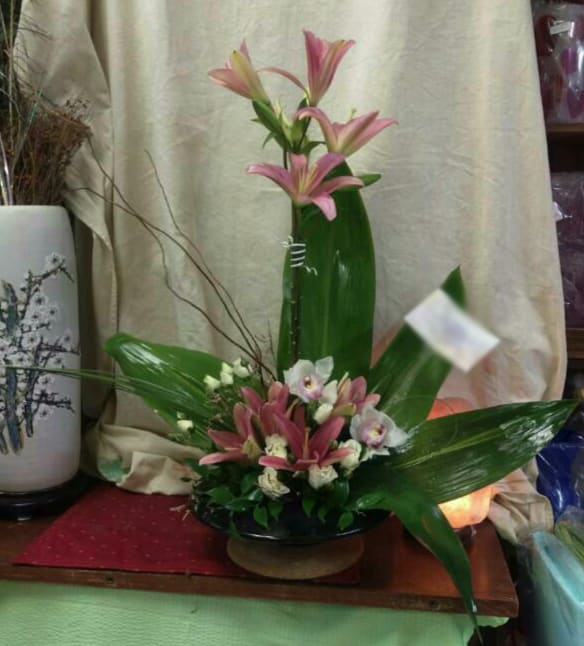 Imagination Blooms With Cymbidium Orchids In Orlando Fl Edgewood Flowers