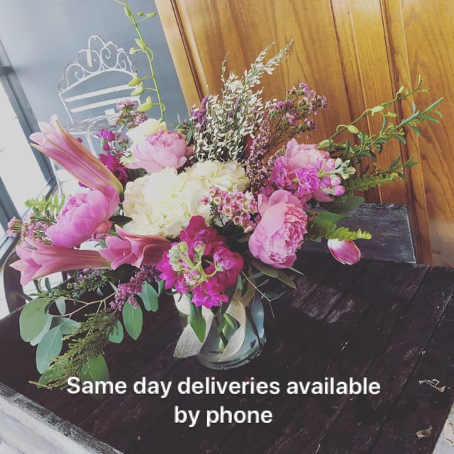 Same Day Flower Delivery In Granbury By Town And Country Floral Gallery