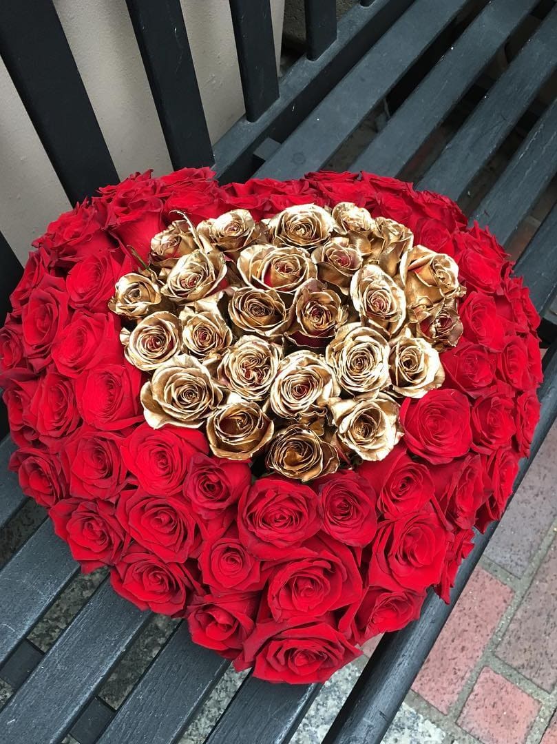 Box Of Roses Forever Roses Red Roses Unique Gift Flowers Heart Shape Roses Box In Glendale Ca Laazati Flowers
