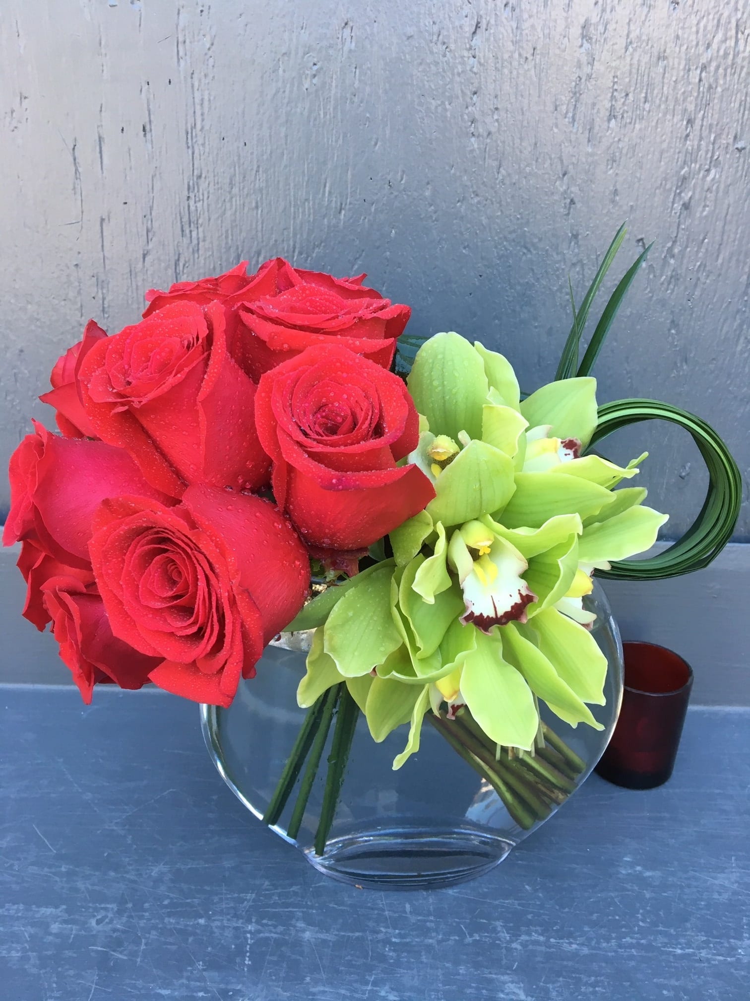 dozen rose & cymbidium orchid special in Los Angeles, CA ...