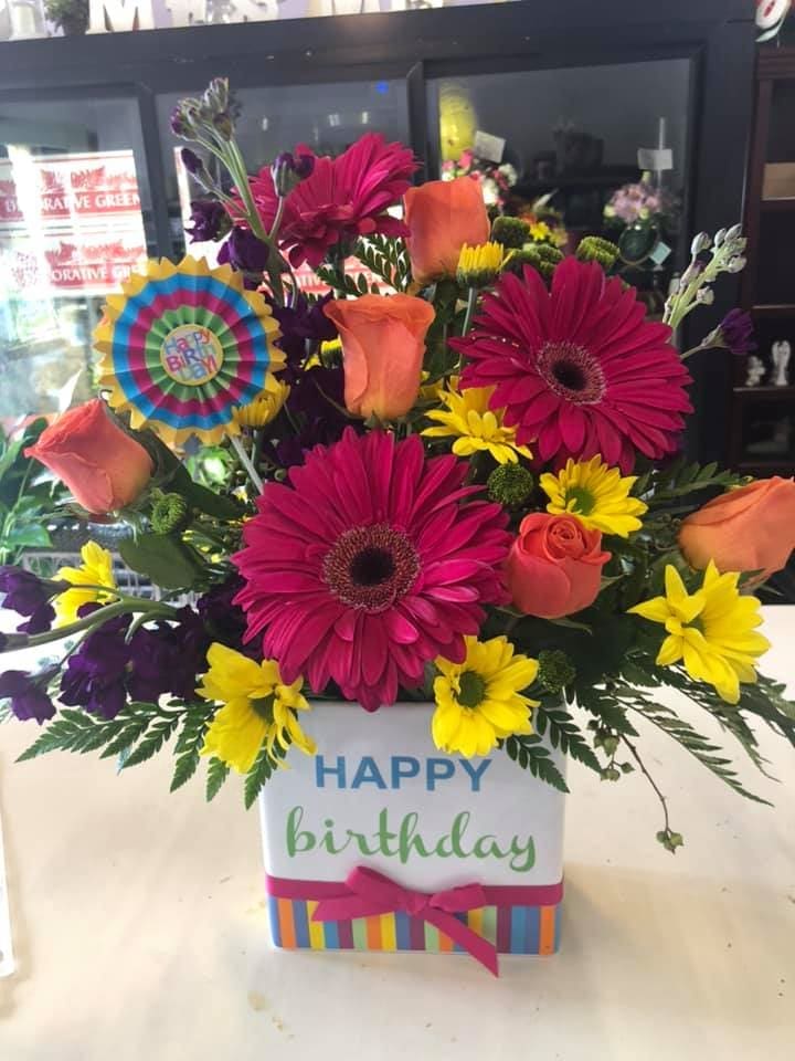 Ftd Birthday Brights In Poseyville In Joni S Flower Shop