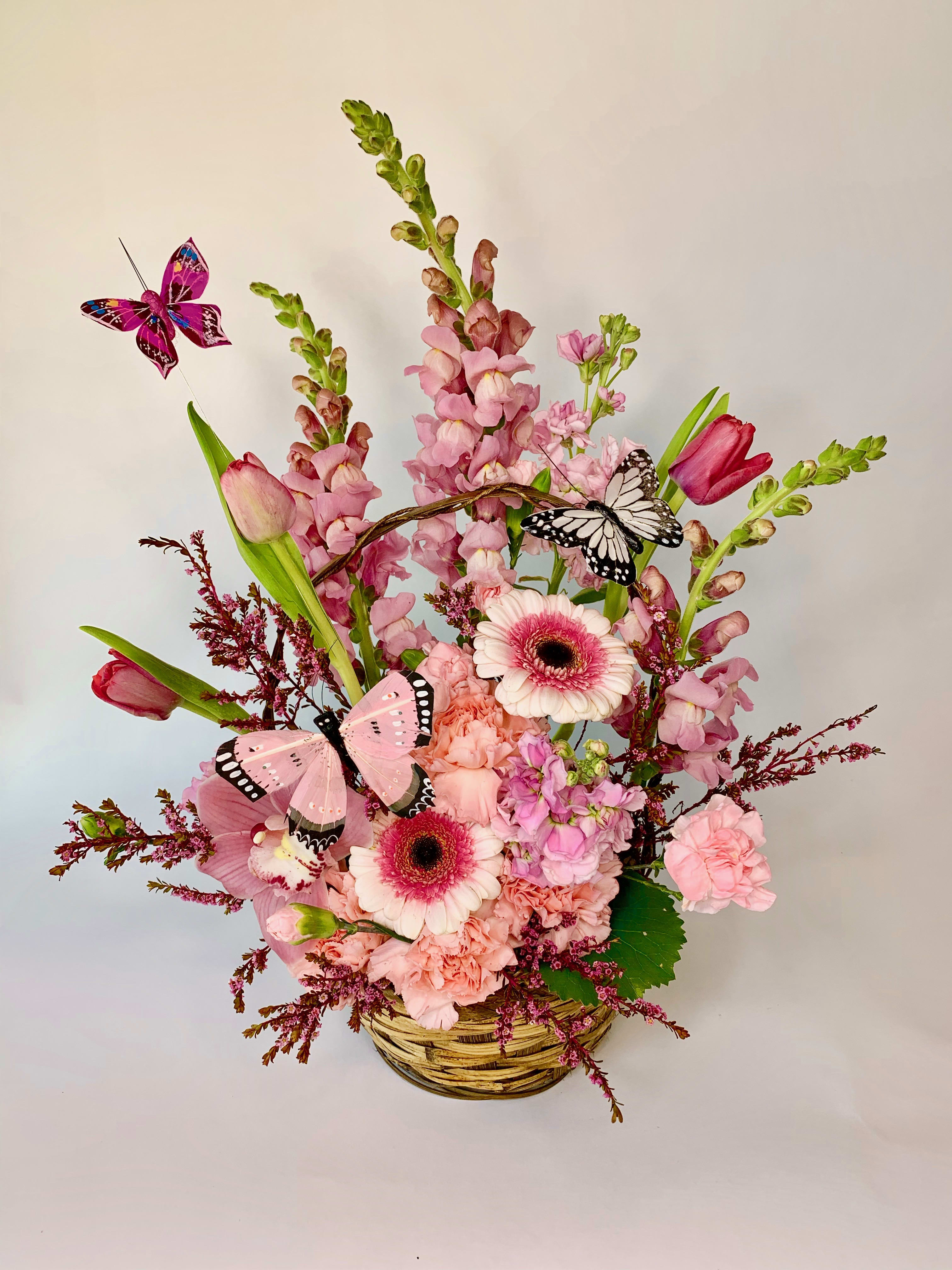 Country Basket in El Cajon, CA Wild Orchid Florist