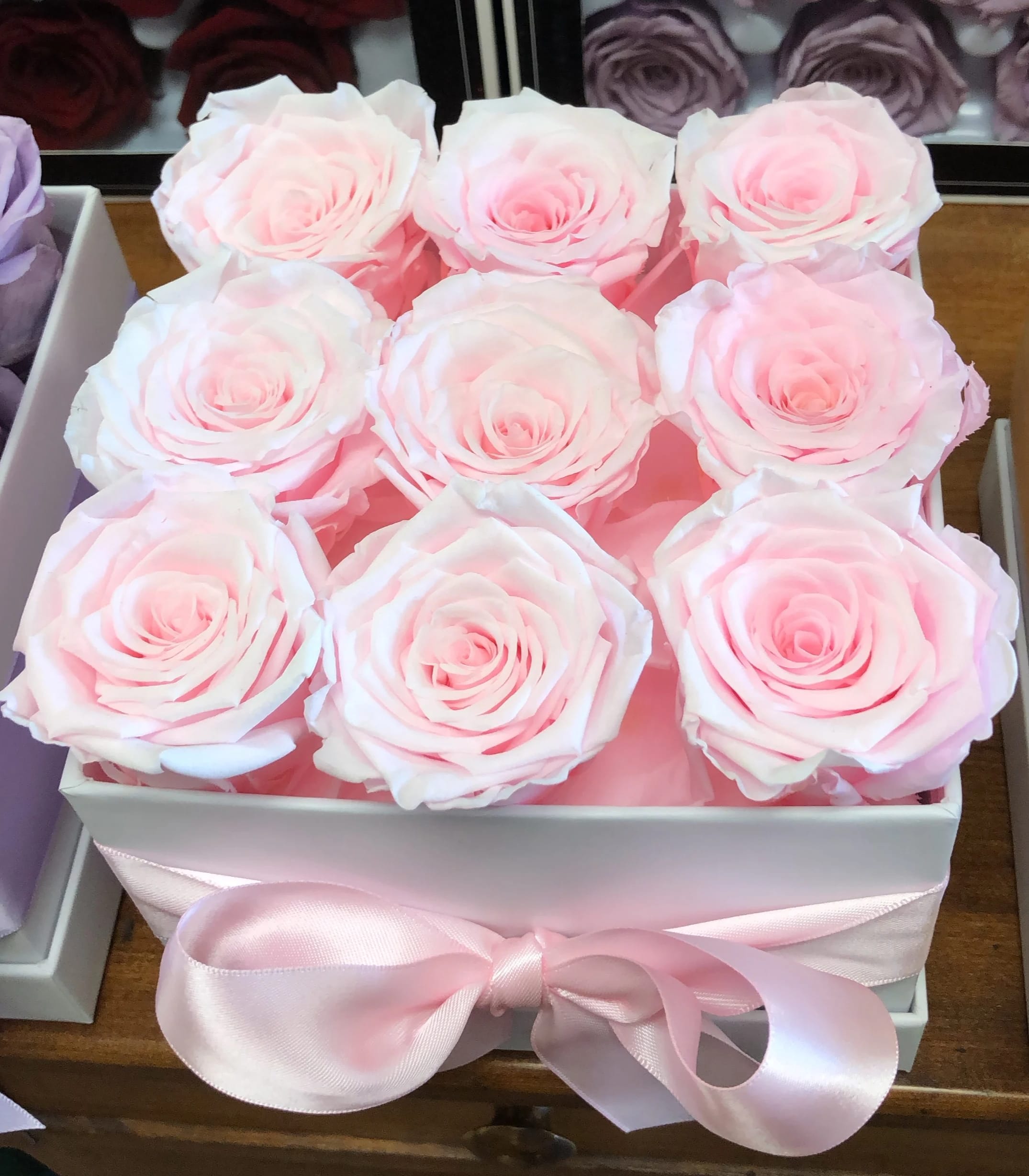 Infinity Roses In Highland Ca Hilton S Flowers