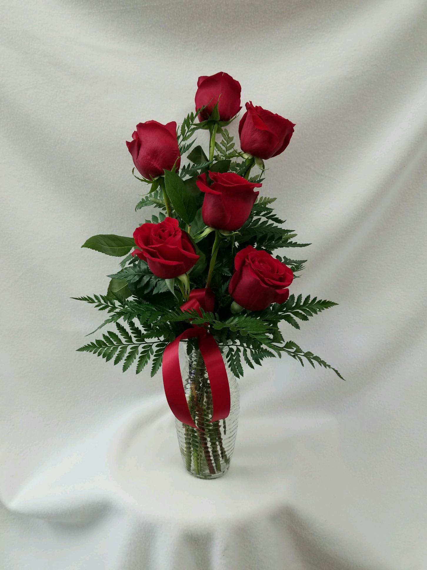 6 Roses Arranged In Charleston Il Noble Flower Shop
