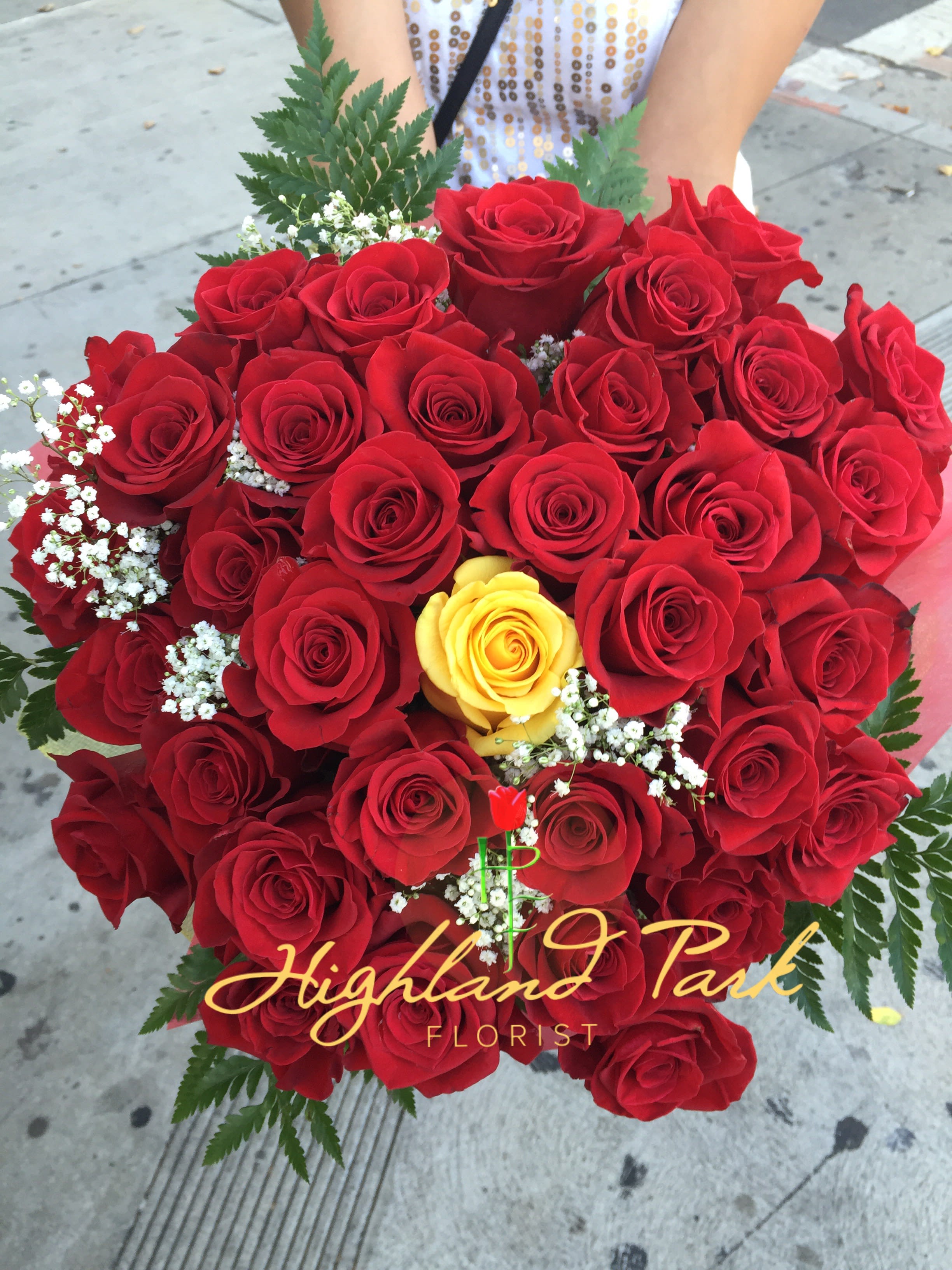 Hand Bouquet Of 50 Roses In Los Angeles Ca Highland Park Florist