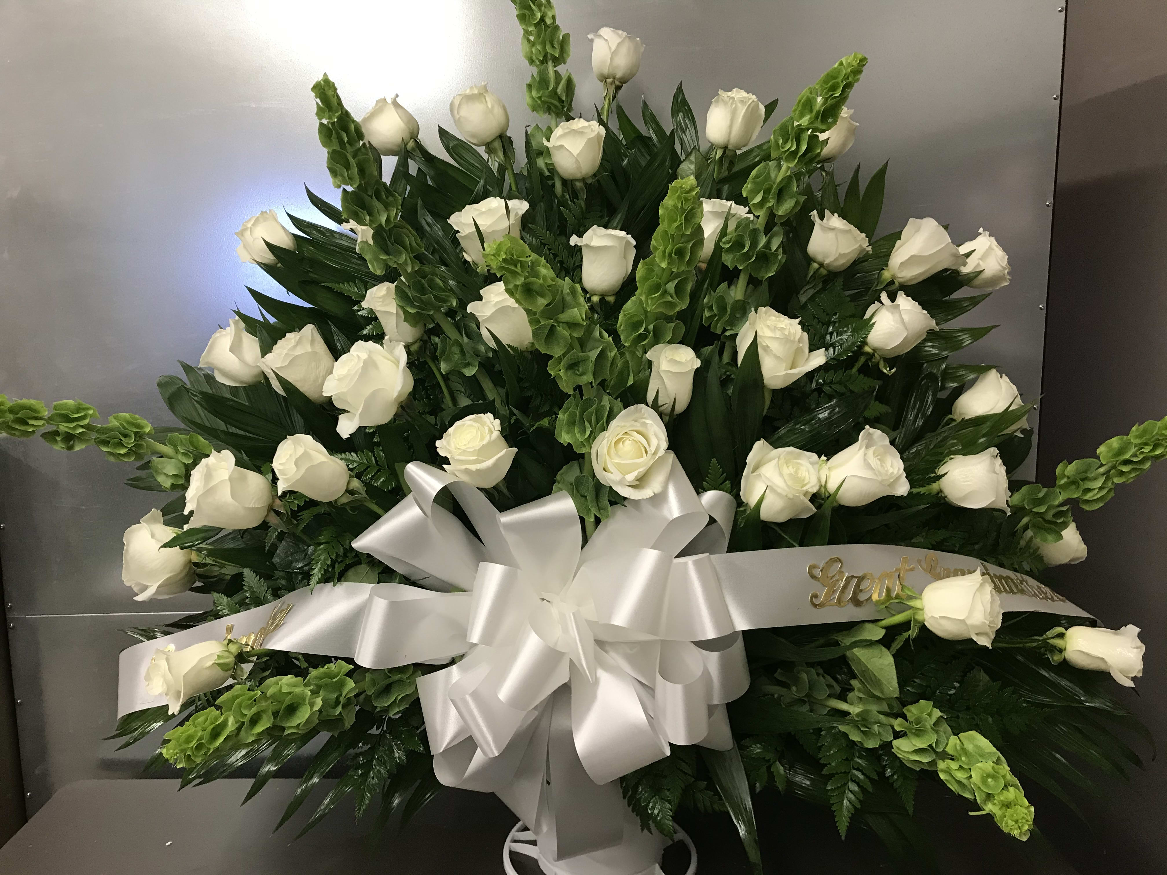 White Rose Funeral Basket In Aliquippa Pa Bate S Flower Shoppe