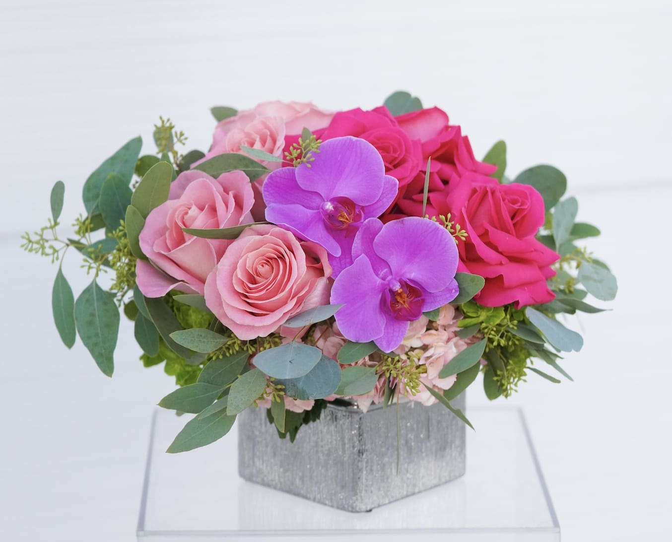 Mother S Day No 13 Hollywood Roses And Hot Pink Orchids In Torrance Ca Andes Florist