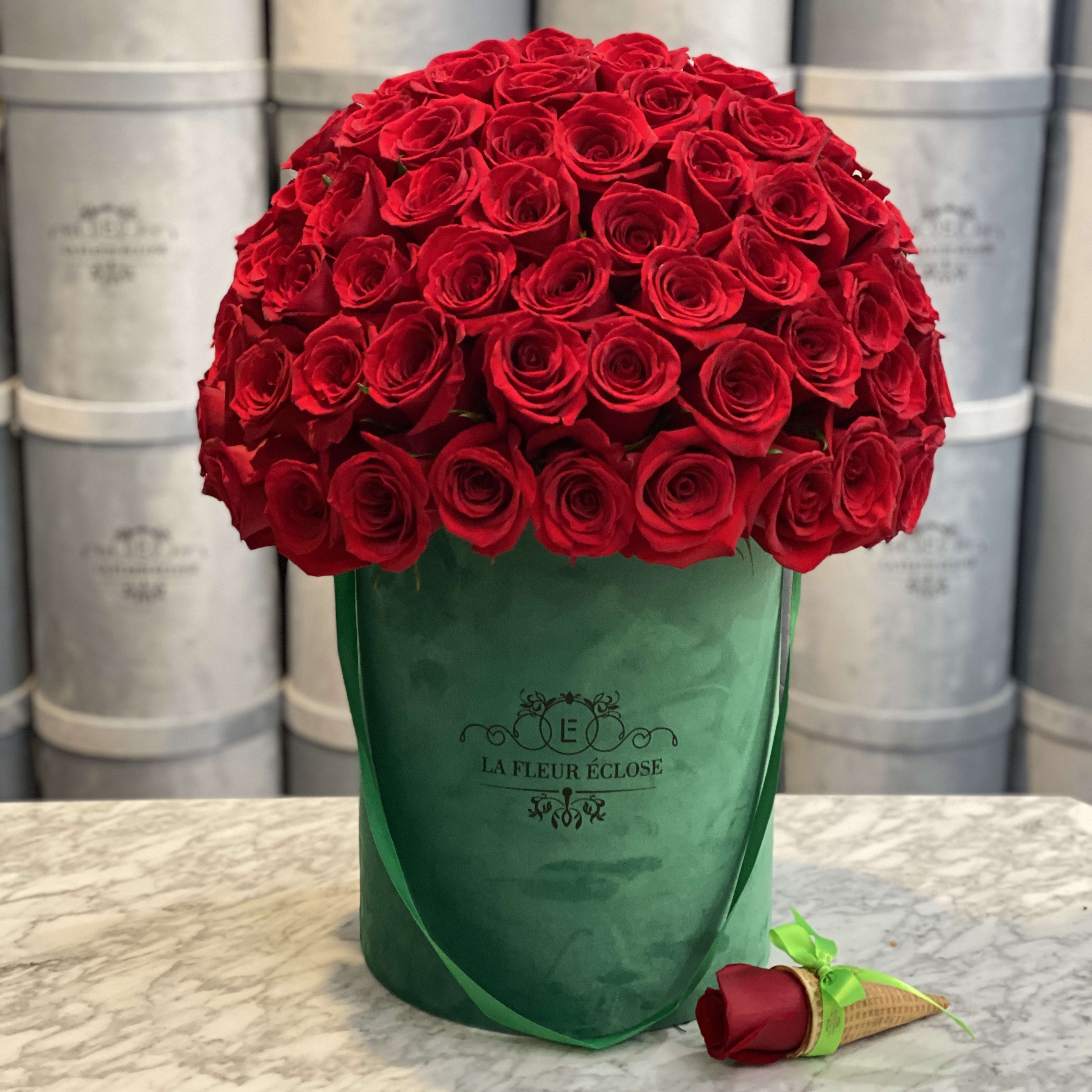 50 Royal Red Roses In Our Signature Velvet Box In Encino Ca La Fleur Eclose