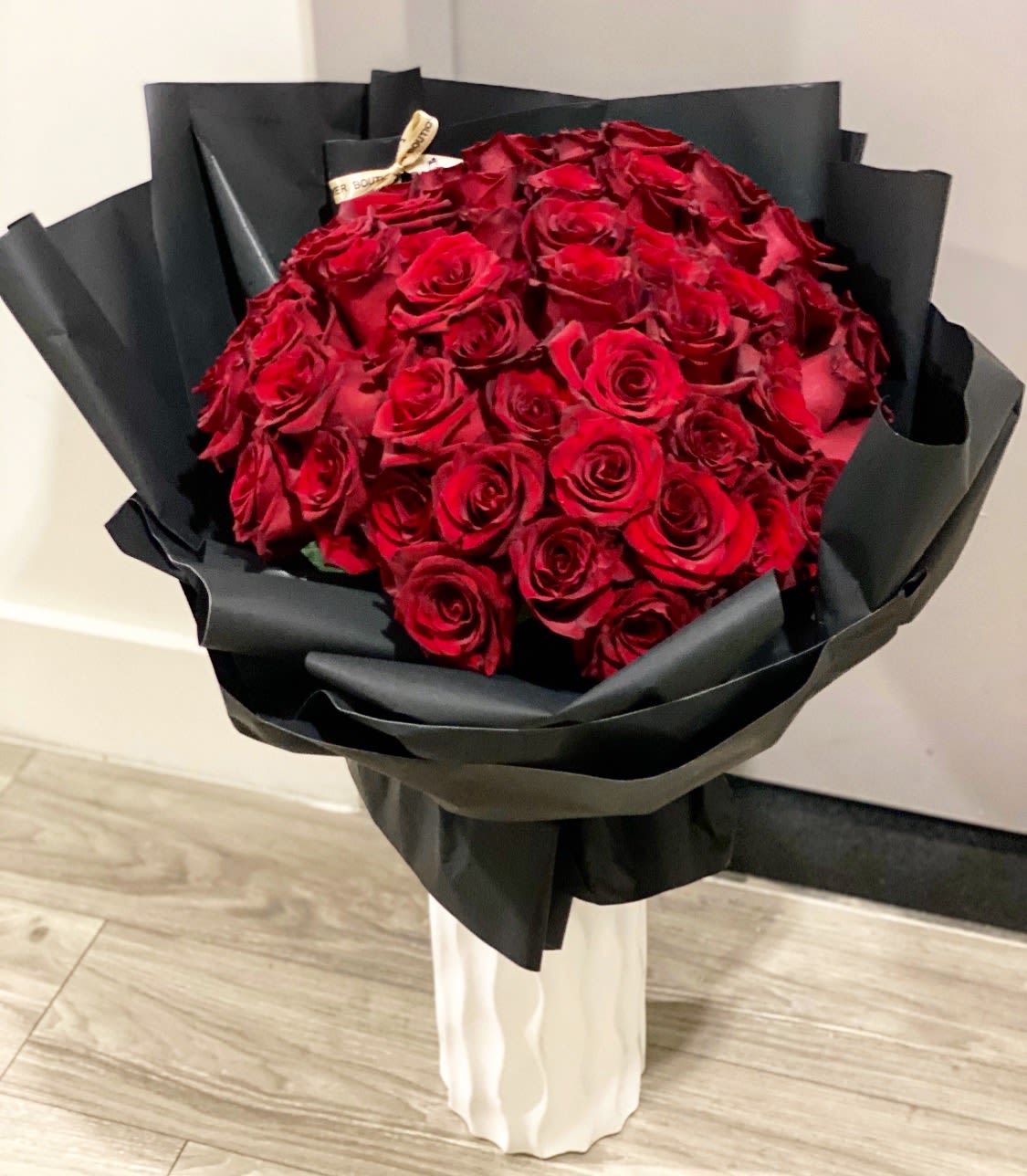 Long Stem Red Roses European Wrap Design In North Miami Fl Fleur Flower Boutique