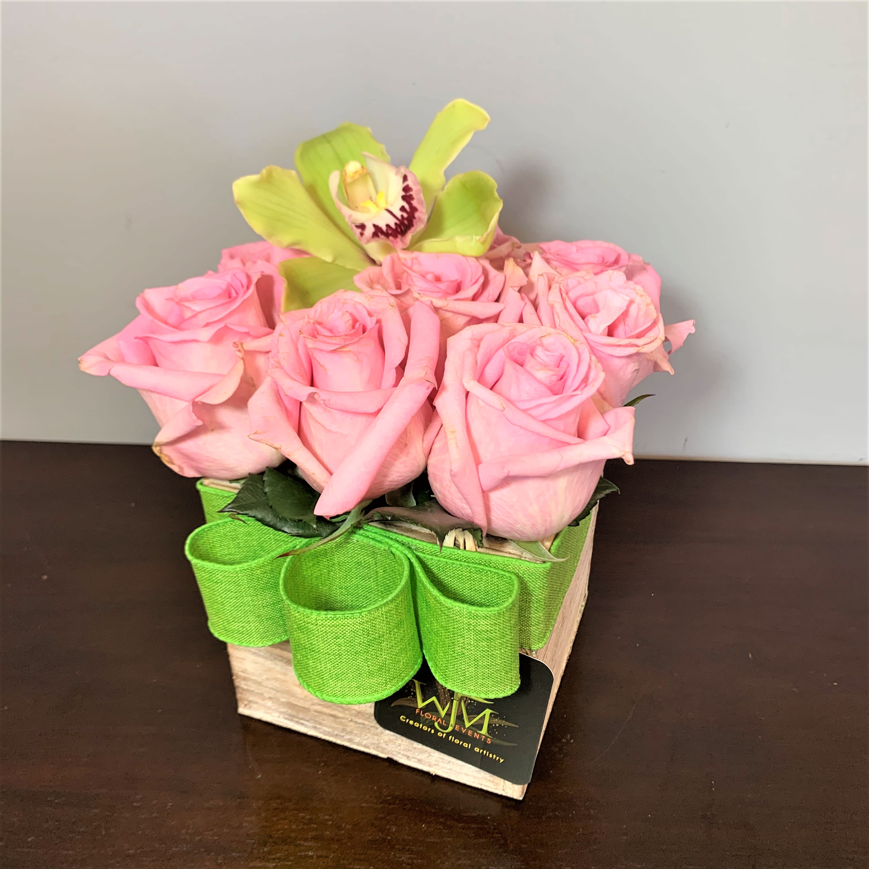 Woodlin Rose Cube In Oakland Park Fl Wjm Floral Events
