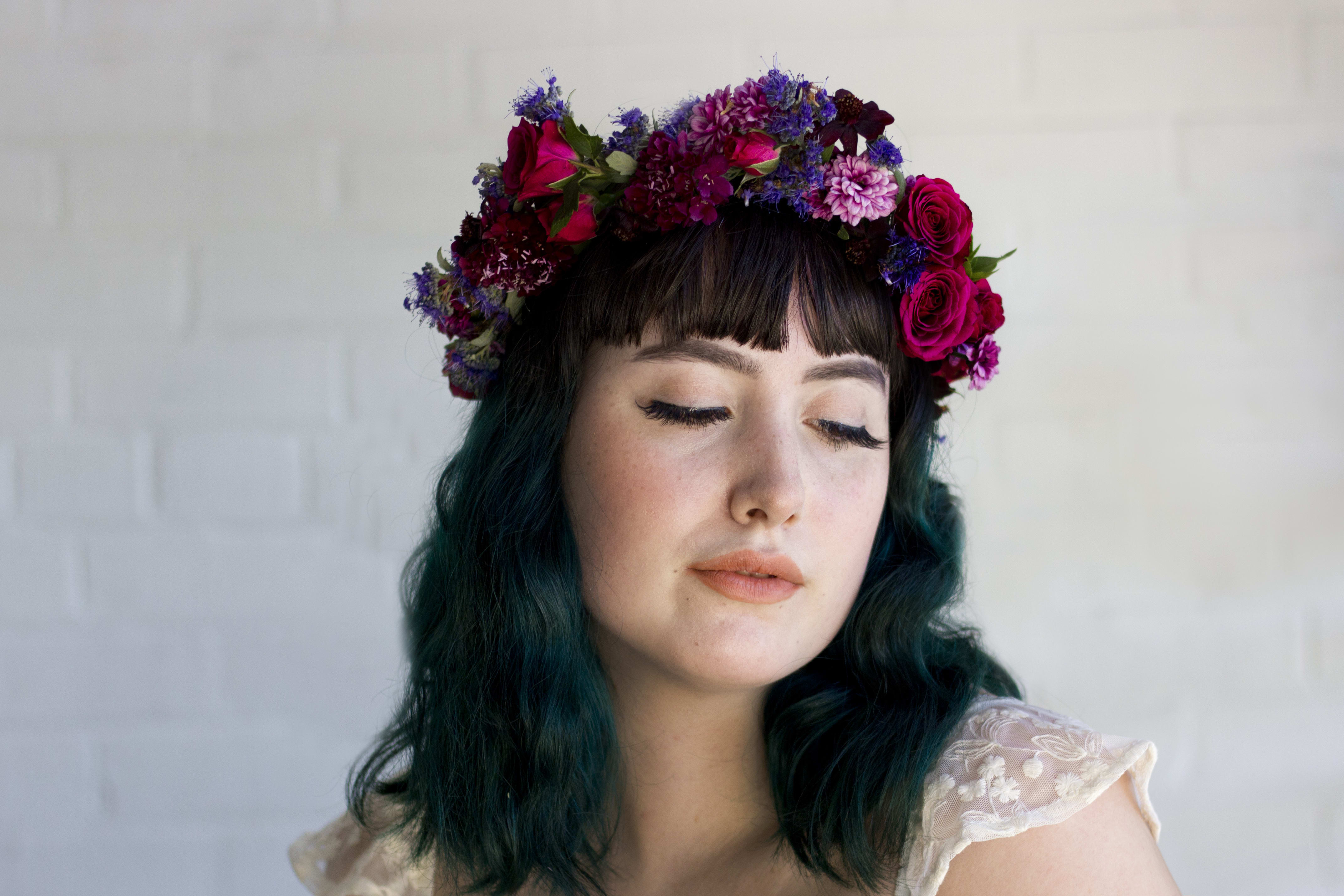 black flower head crown