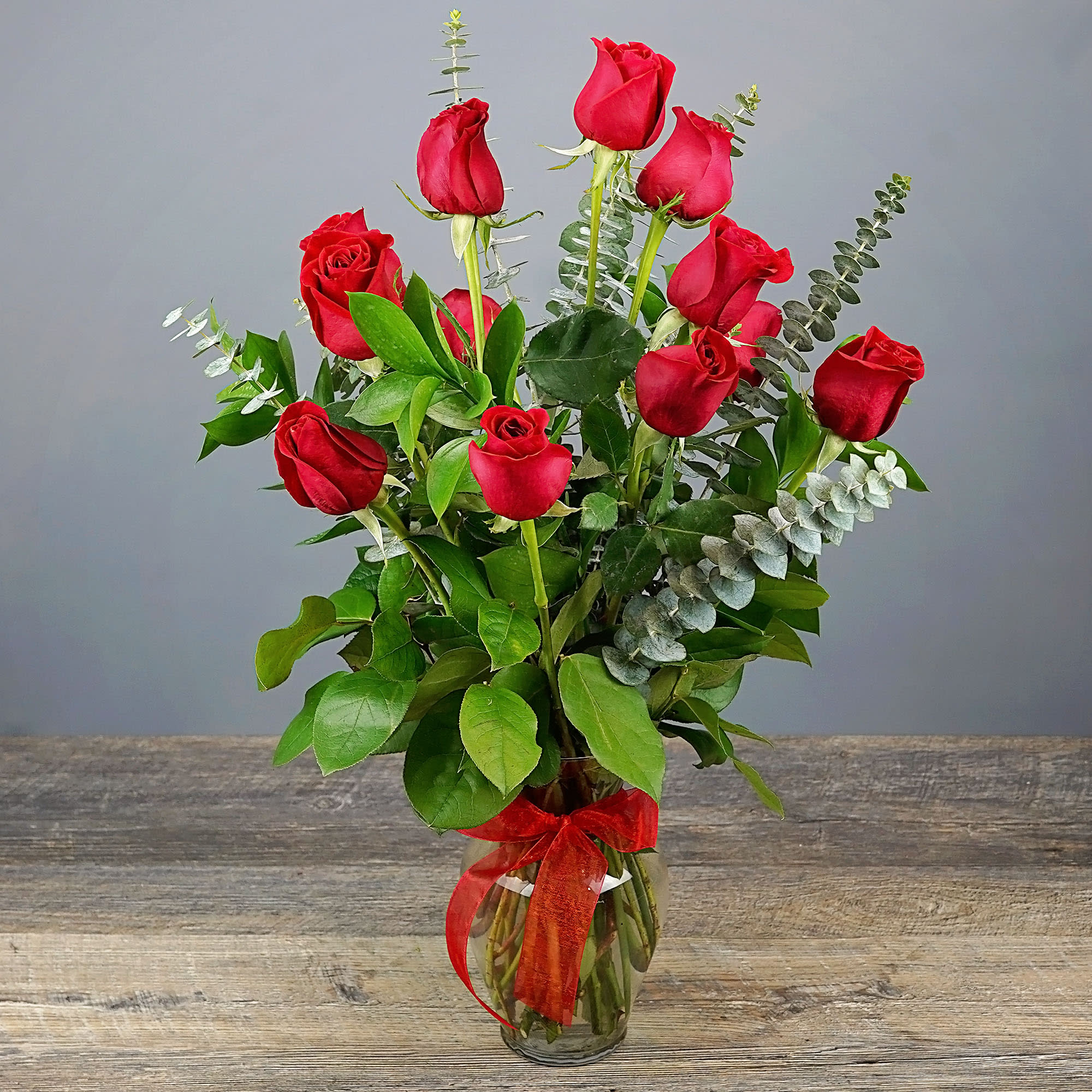 Rathbone S Flowers One Dozen Roses By Rathbone S Flair Flowers