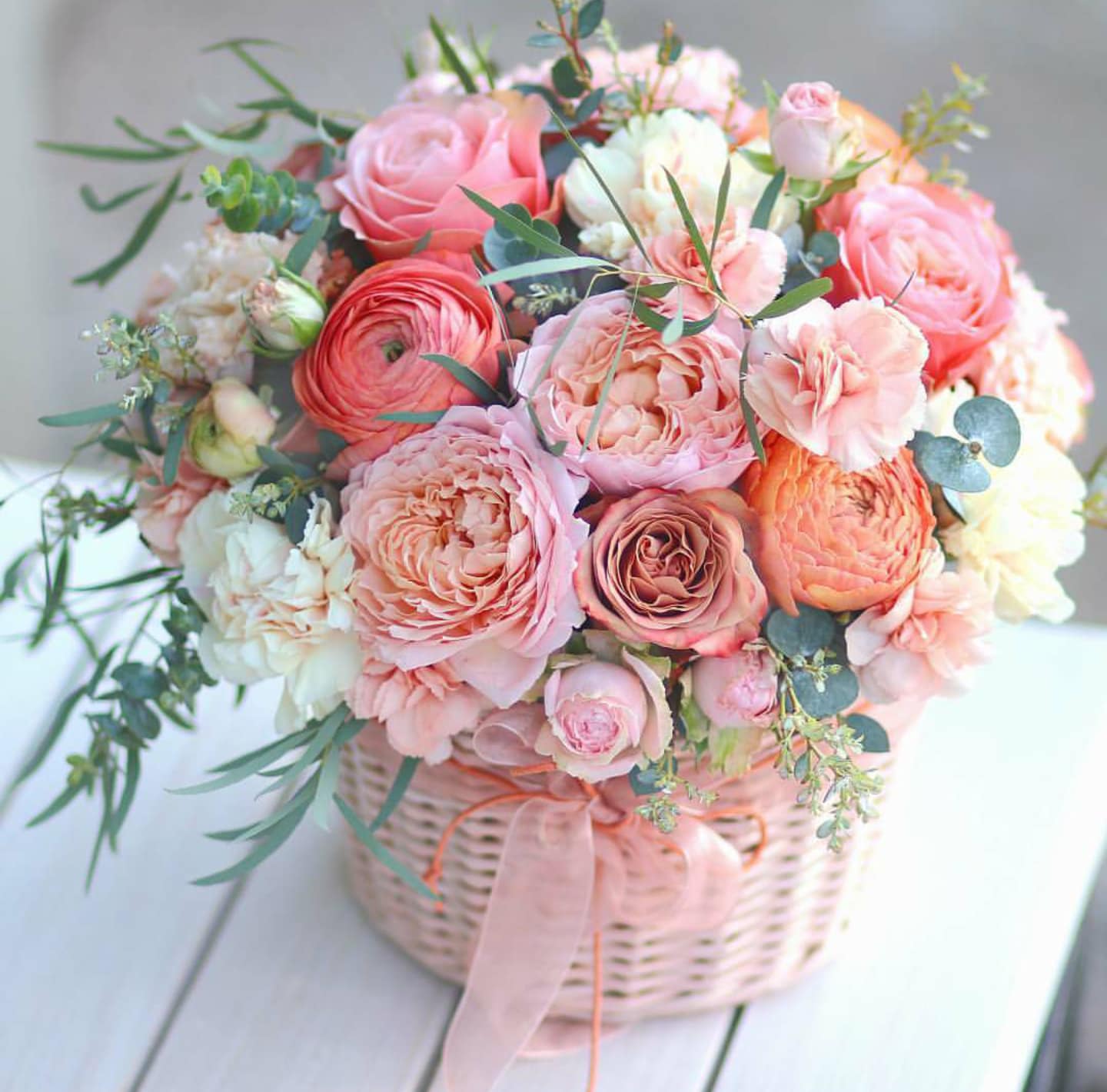 Spring Garden Basket With Organic Roses In Venice Fl Venetian Flowers