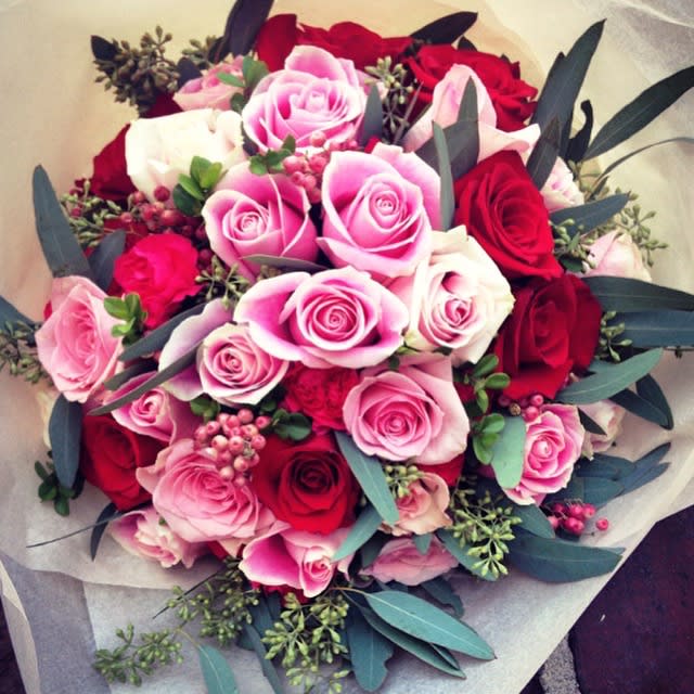 Happy Rose Bouquet In Glendale Ca Blomst Los Angeles